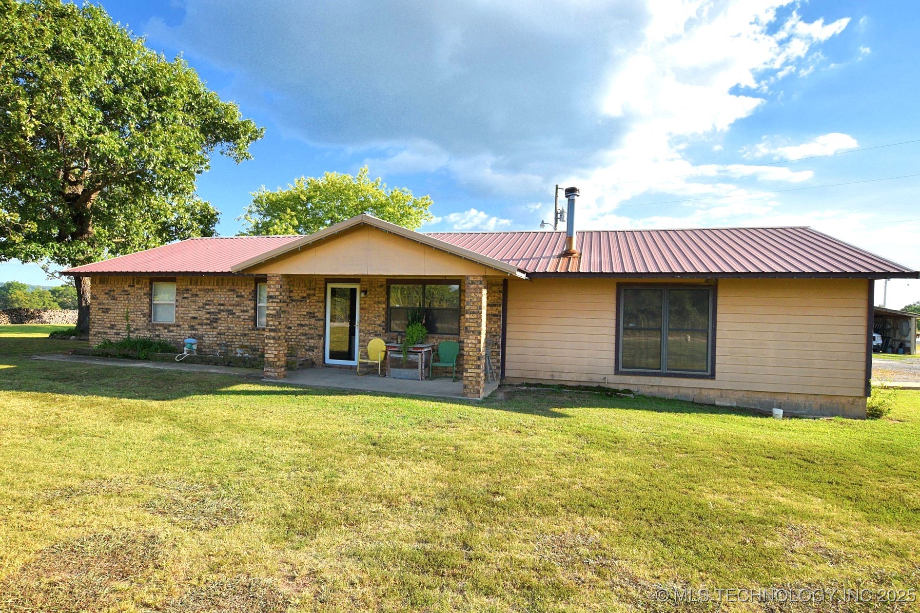 20520 S 545 Road Property Photo 1
