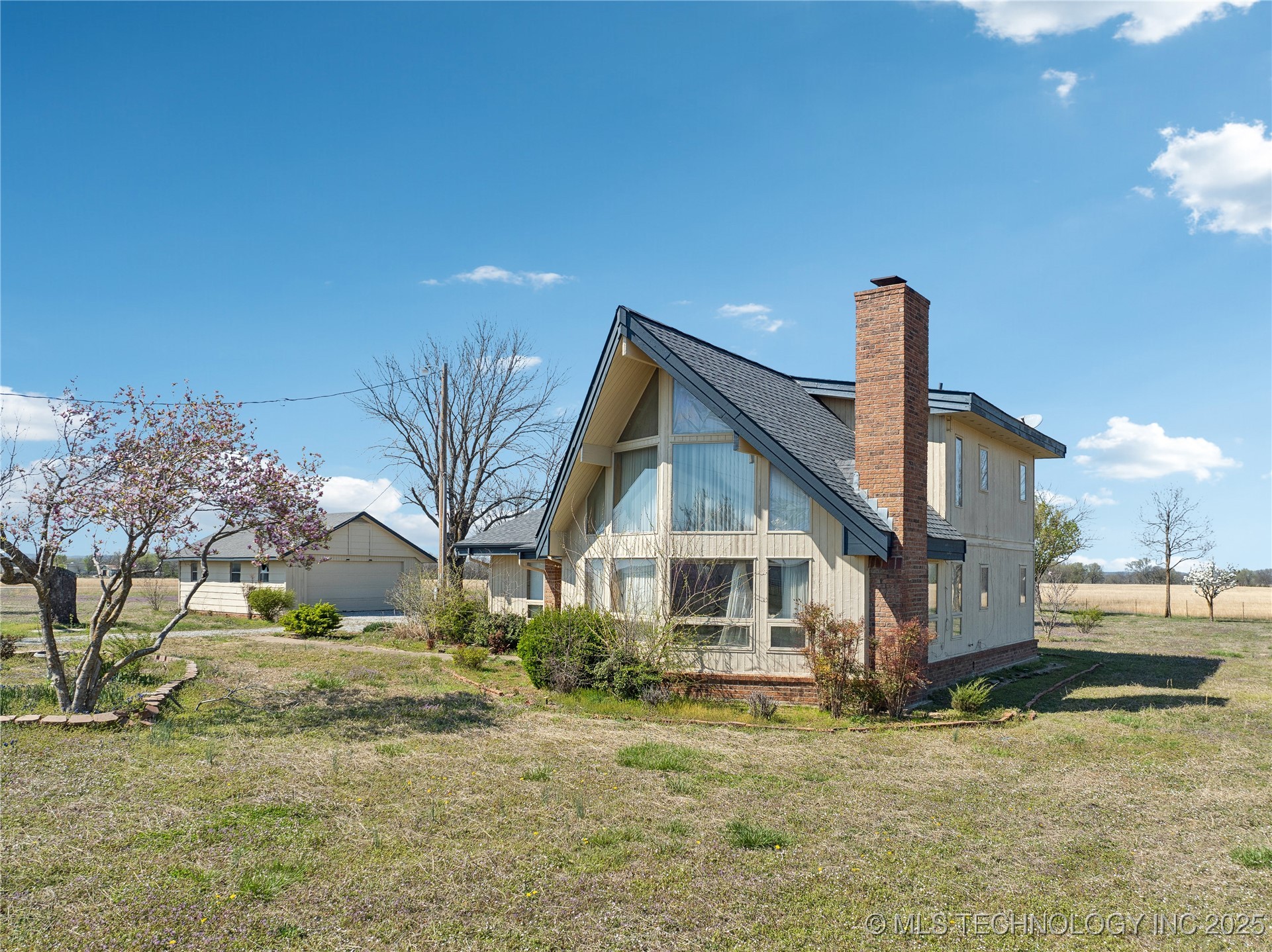 7685 Ferguson Road Property Photo