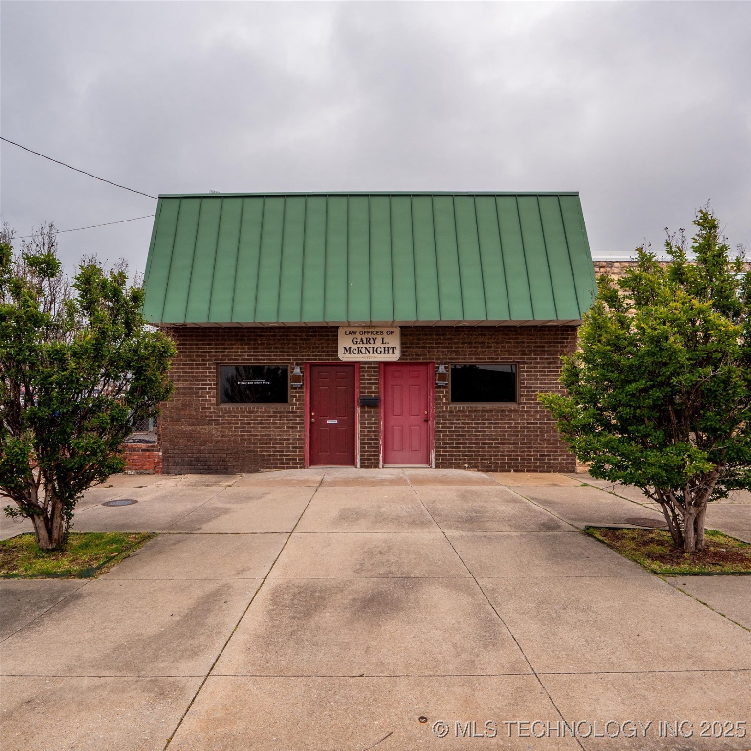 15 E Carl Albert Property Photo