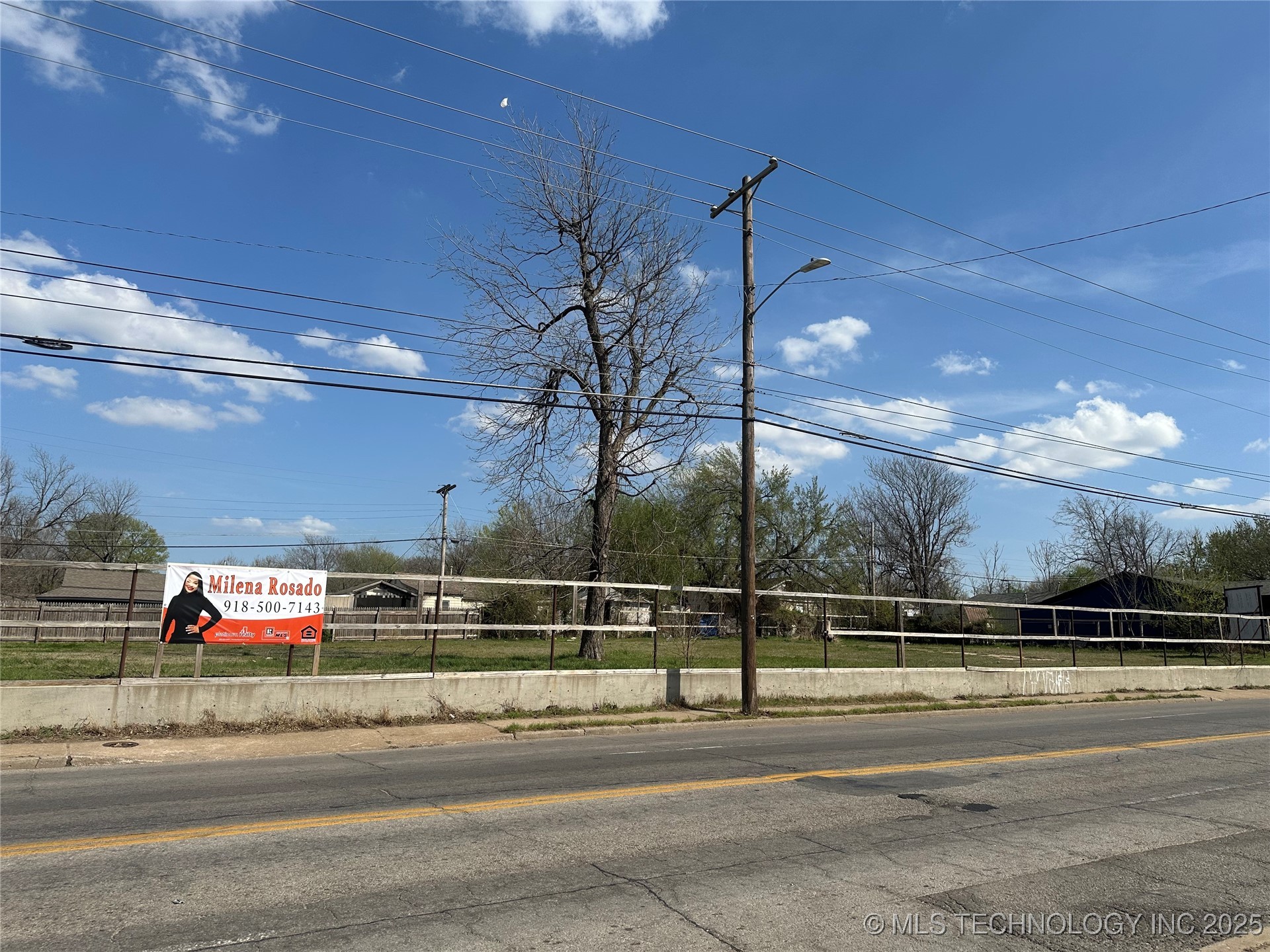N Lewis Avenue Property Photo