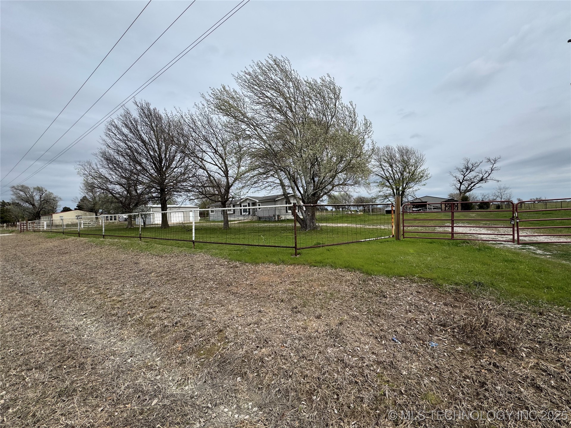 7600 N 4030 Road Property Photo 44