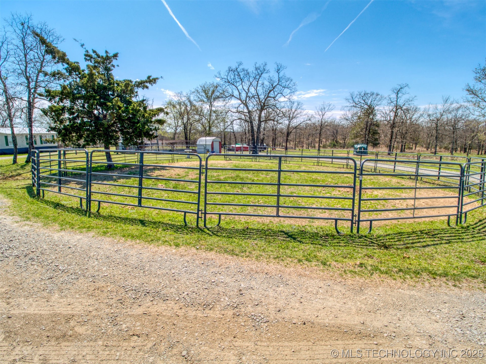 754 Parker Road Property Photo 4