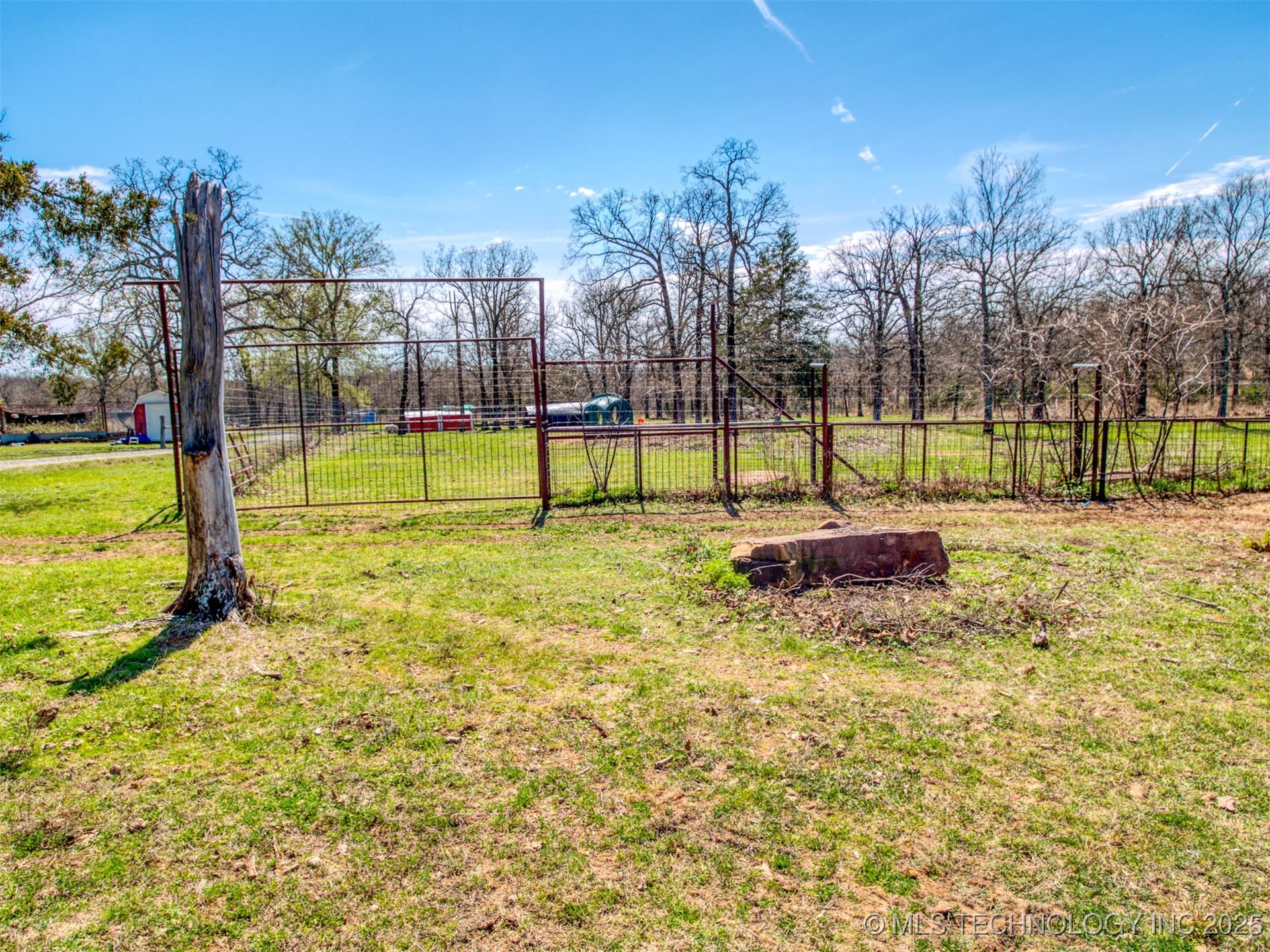 754 Parker Road Property Photo 6