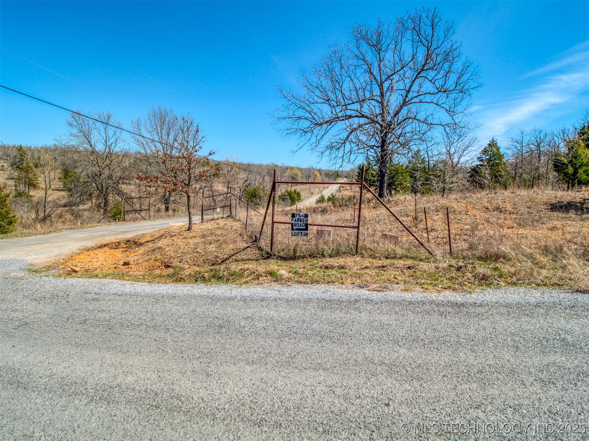 754 Parker Road Property Photo 11