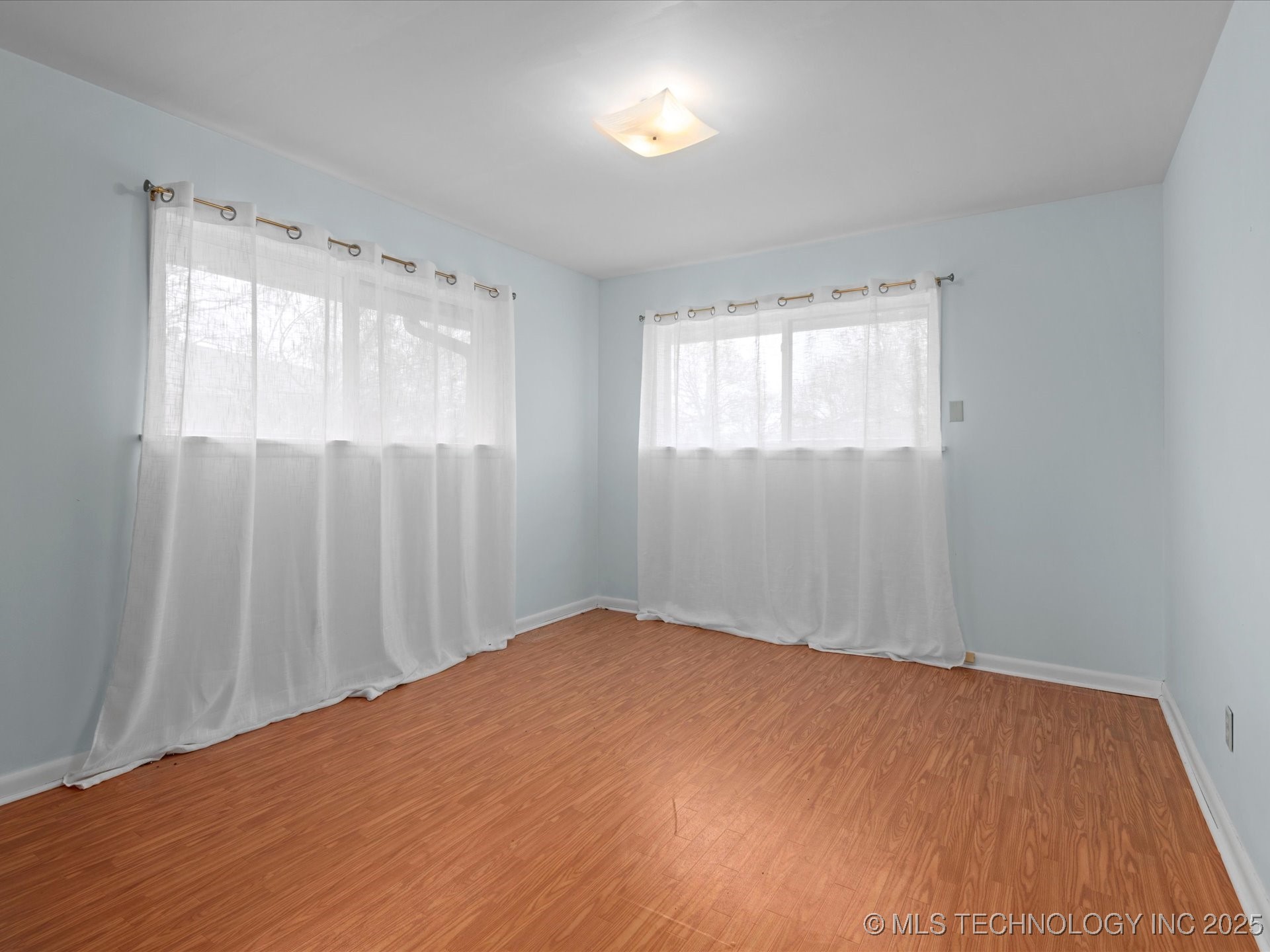 336 Brookline Place Property Photo 8