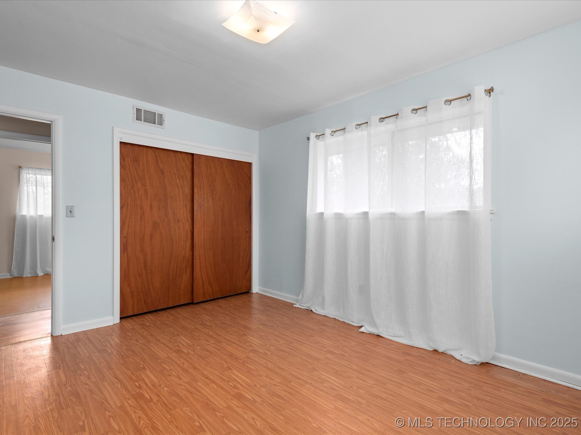 336 Brookline Place Property Photo 9