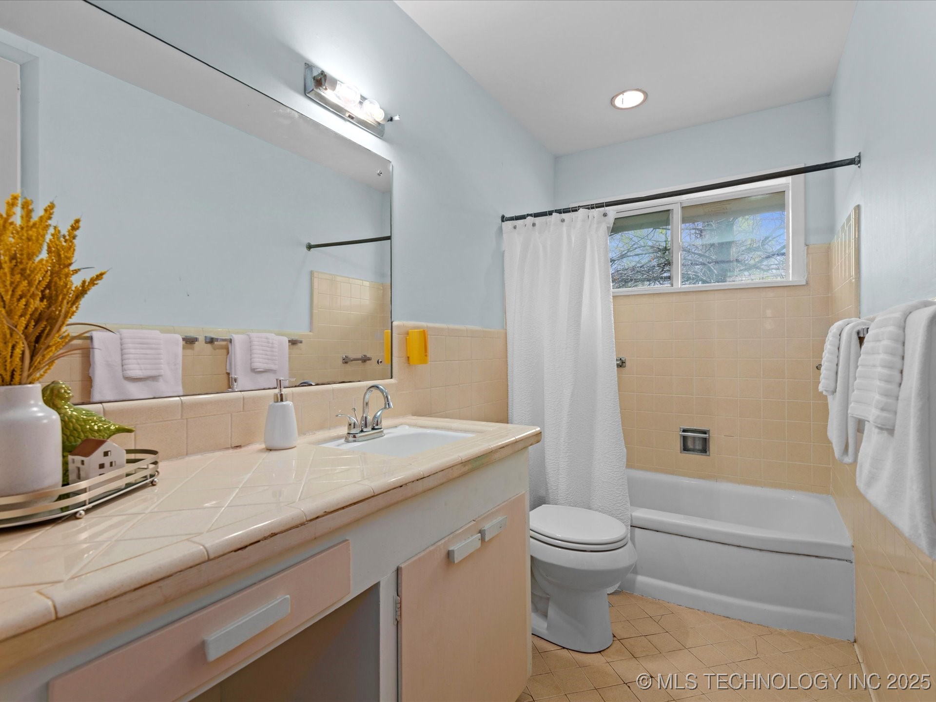 336 Brookline Place Property Photo 14