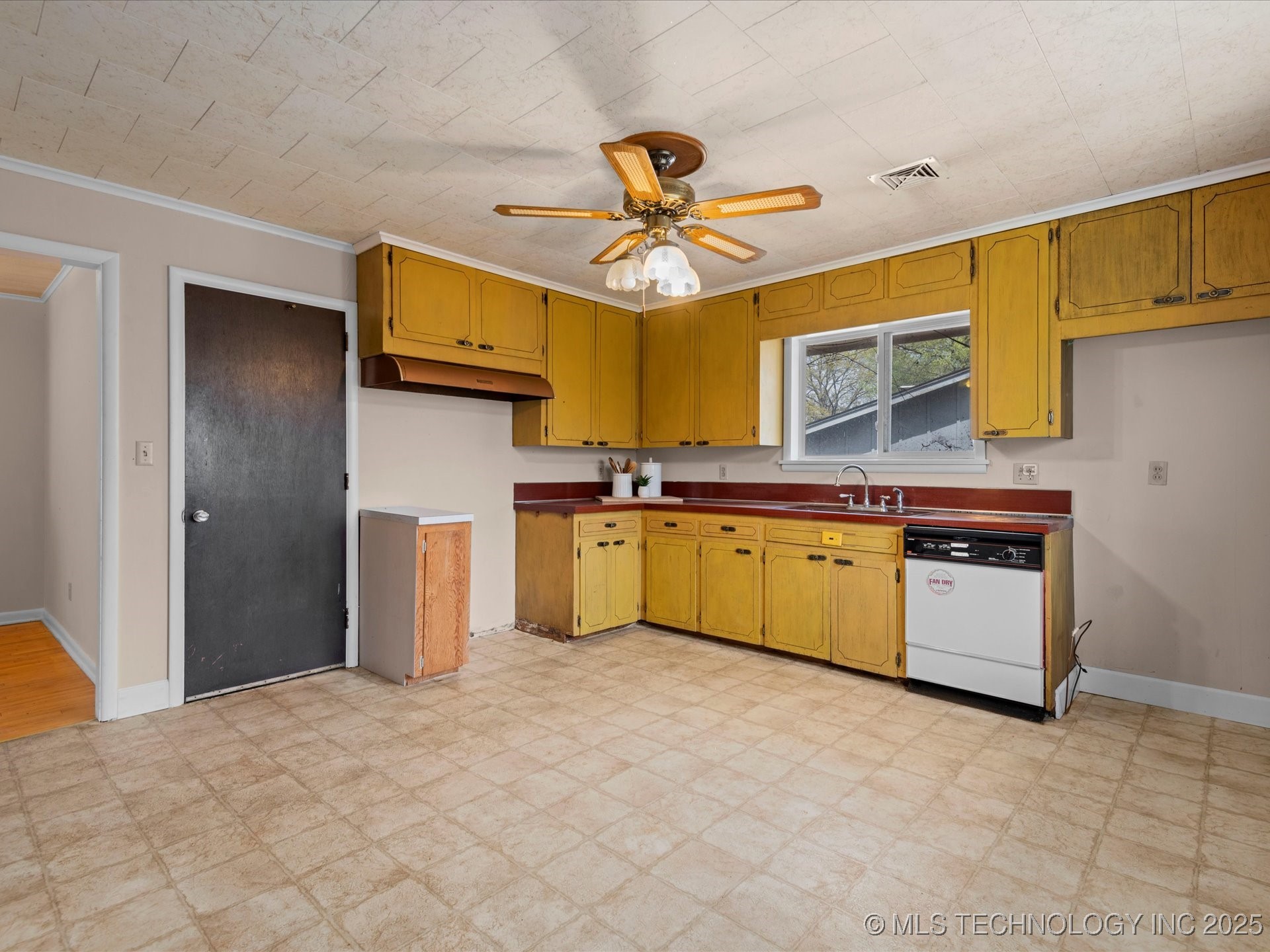 336 Brookline Place Property Photo 18