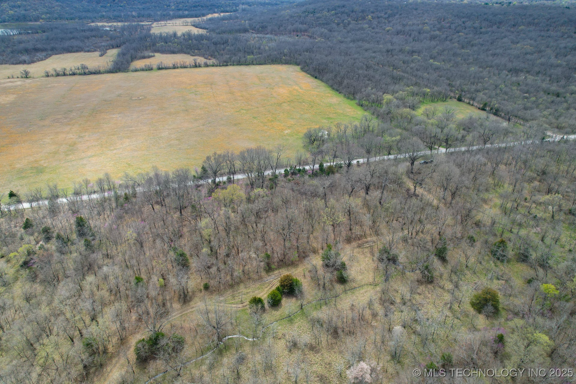 135 E 620 Road Property Photo 39