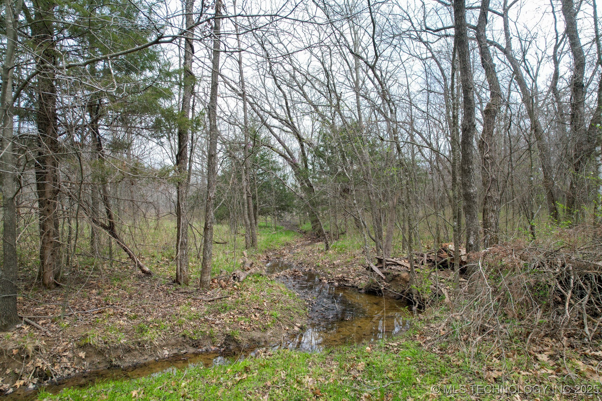 135 E 620 Road Property Photo 41