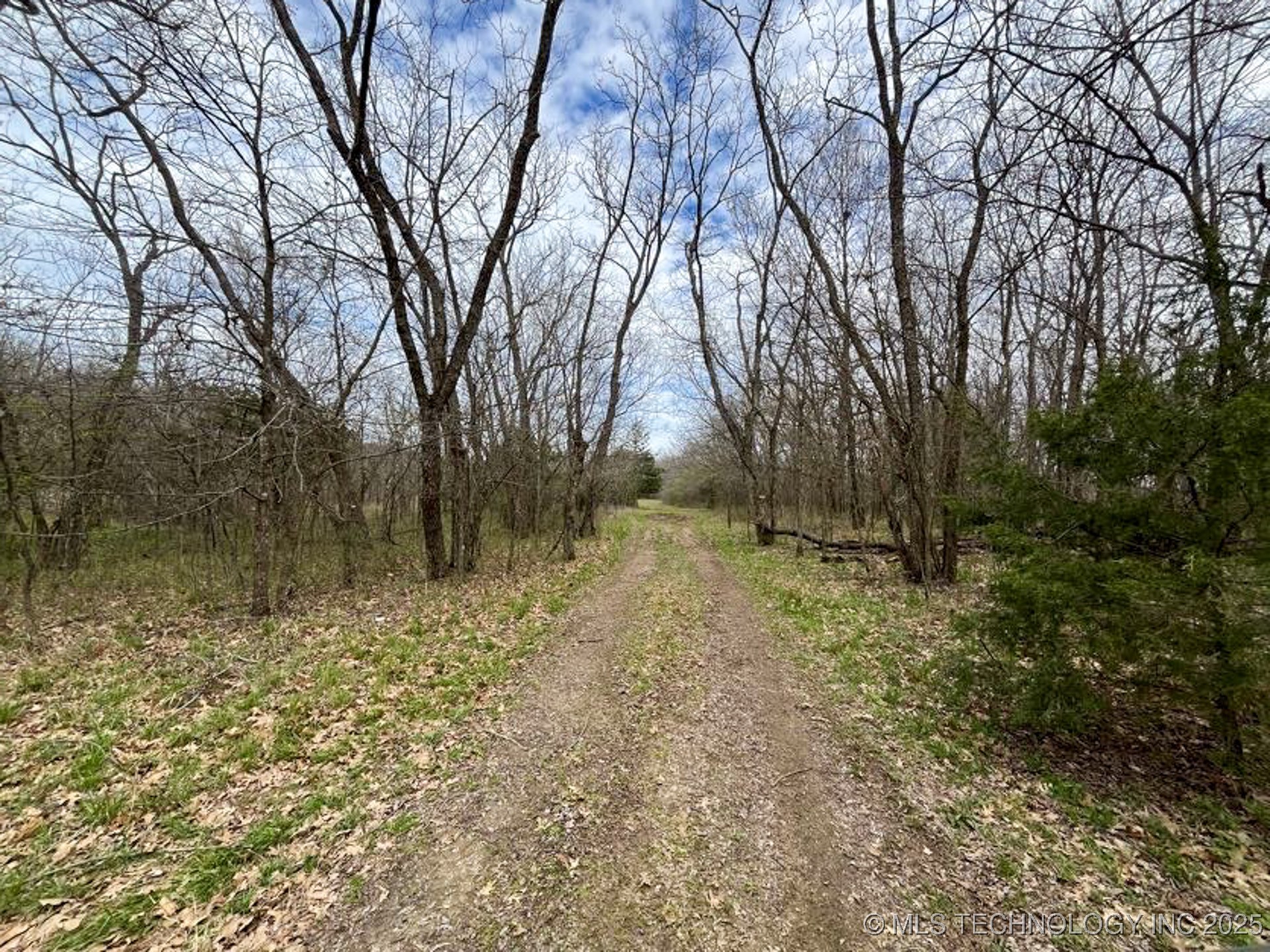 135 E 620 Road Property Photo 66