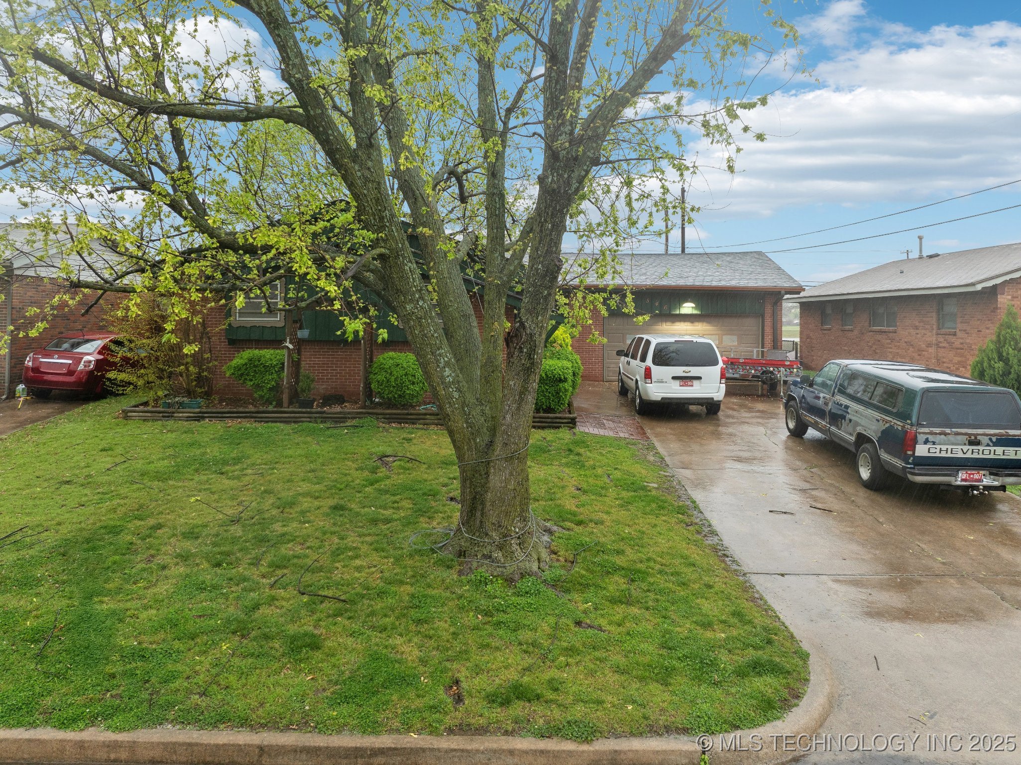 546 S 97th E Pl Street Property Photo
