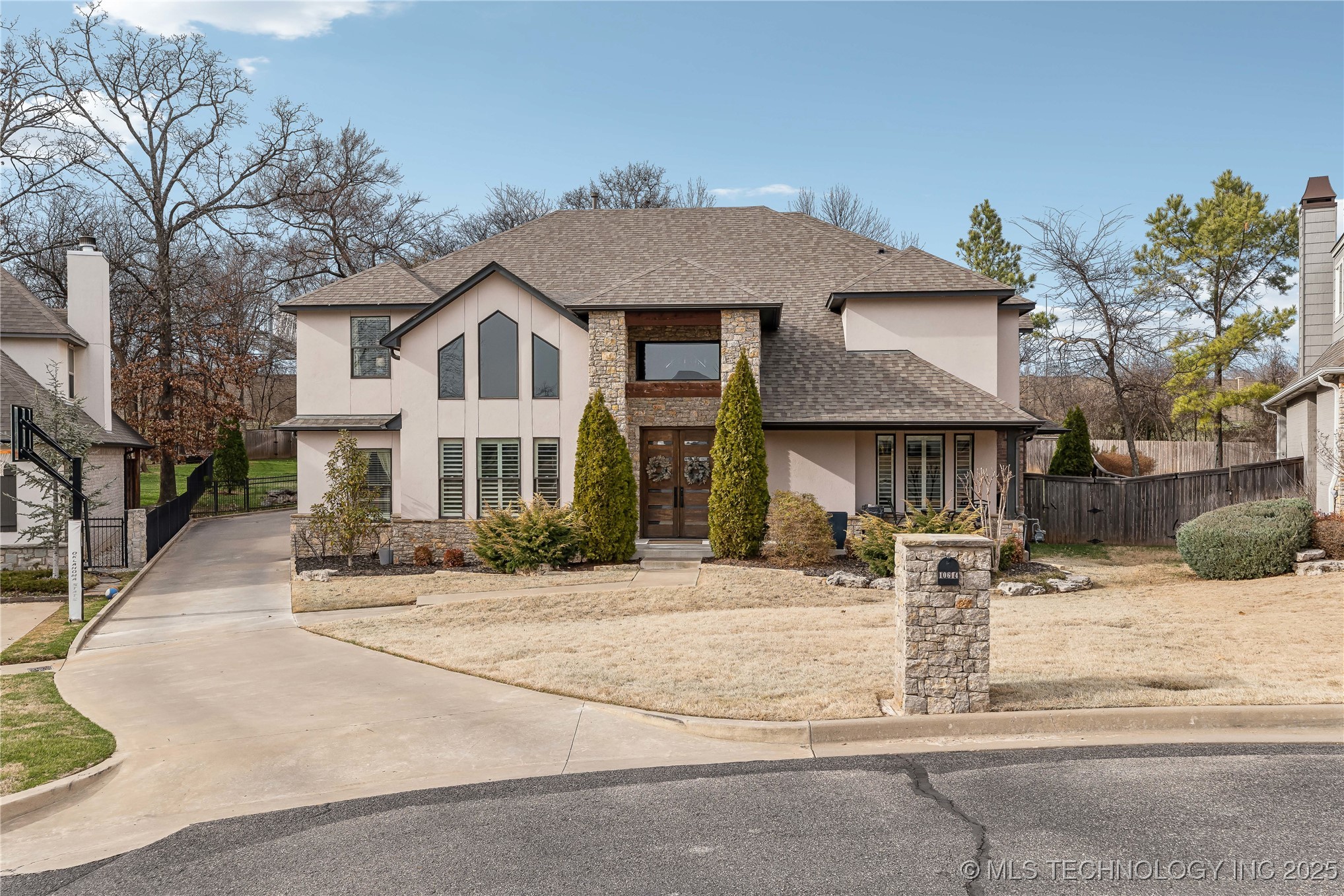 10614 S Nandina Court Property Photo