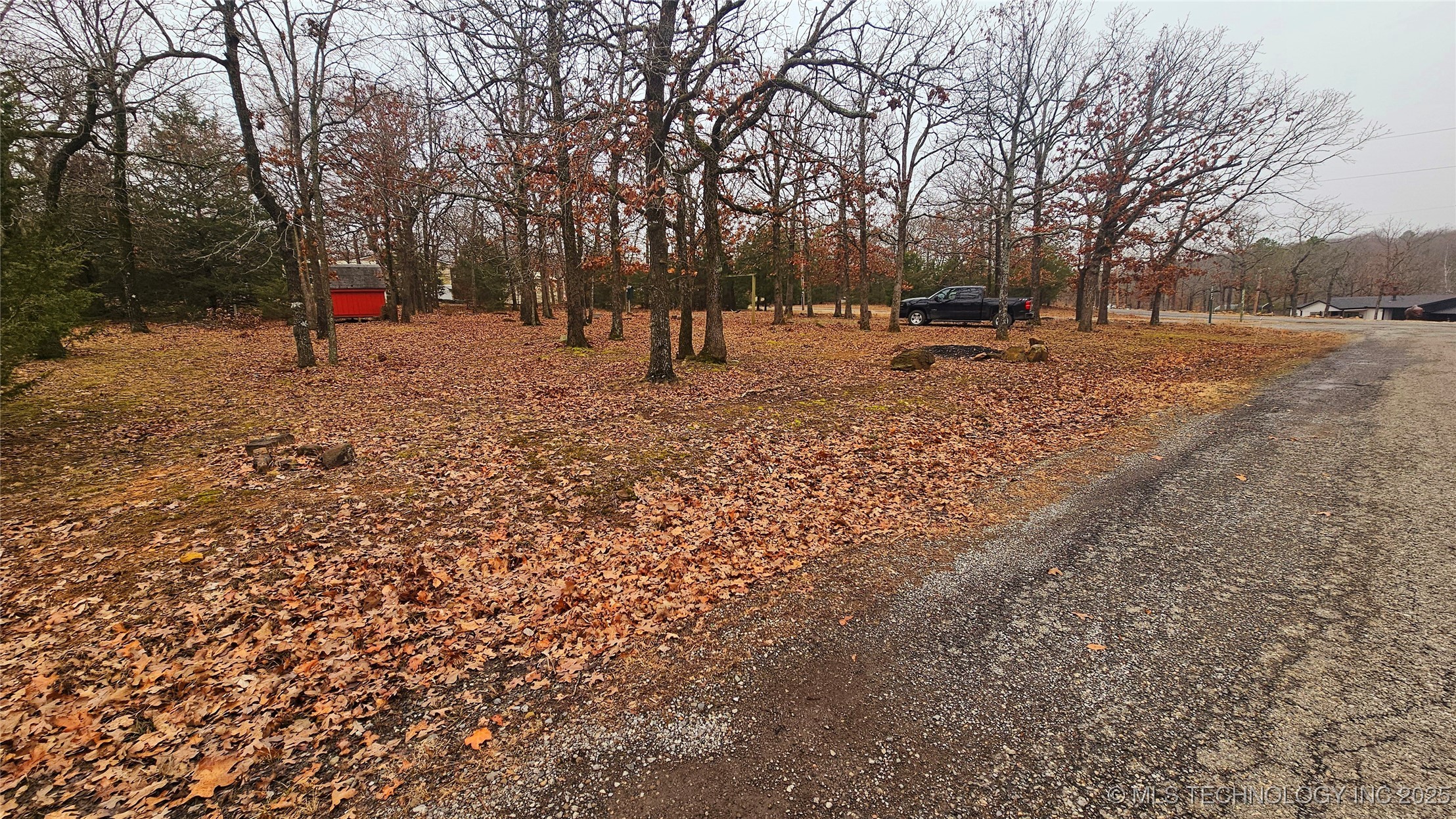 Lone Wolf Drive Property Photo 1