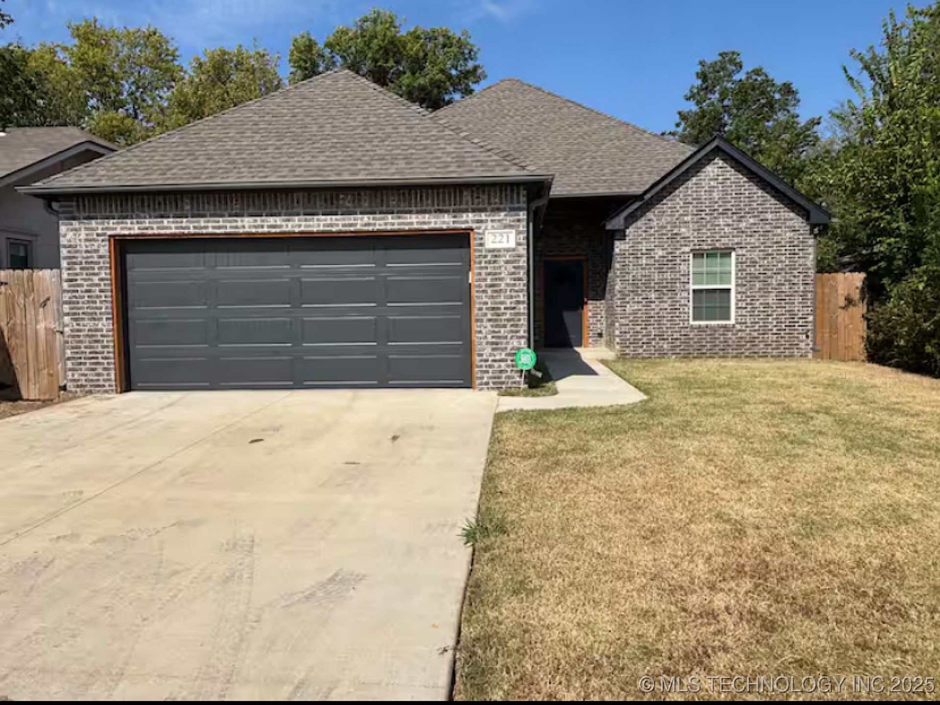 Acre Gardens Real Estate Listings Main Image