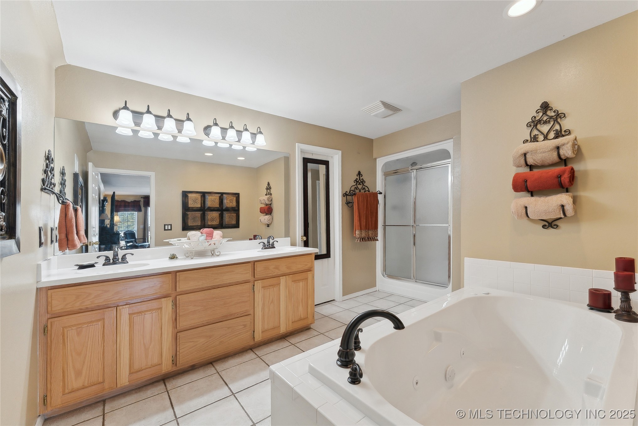 20136 W Chicken Creek Road Property Photo 9