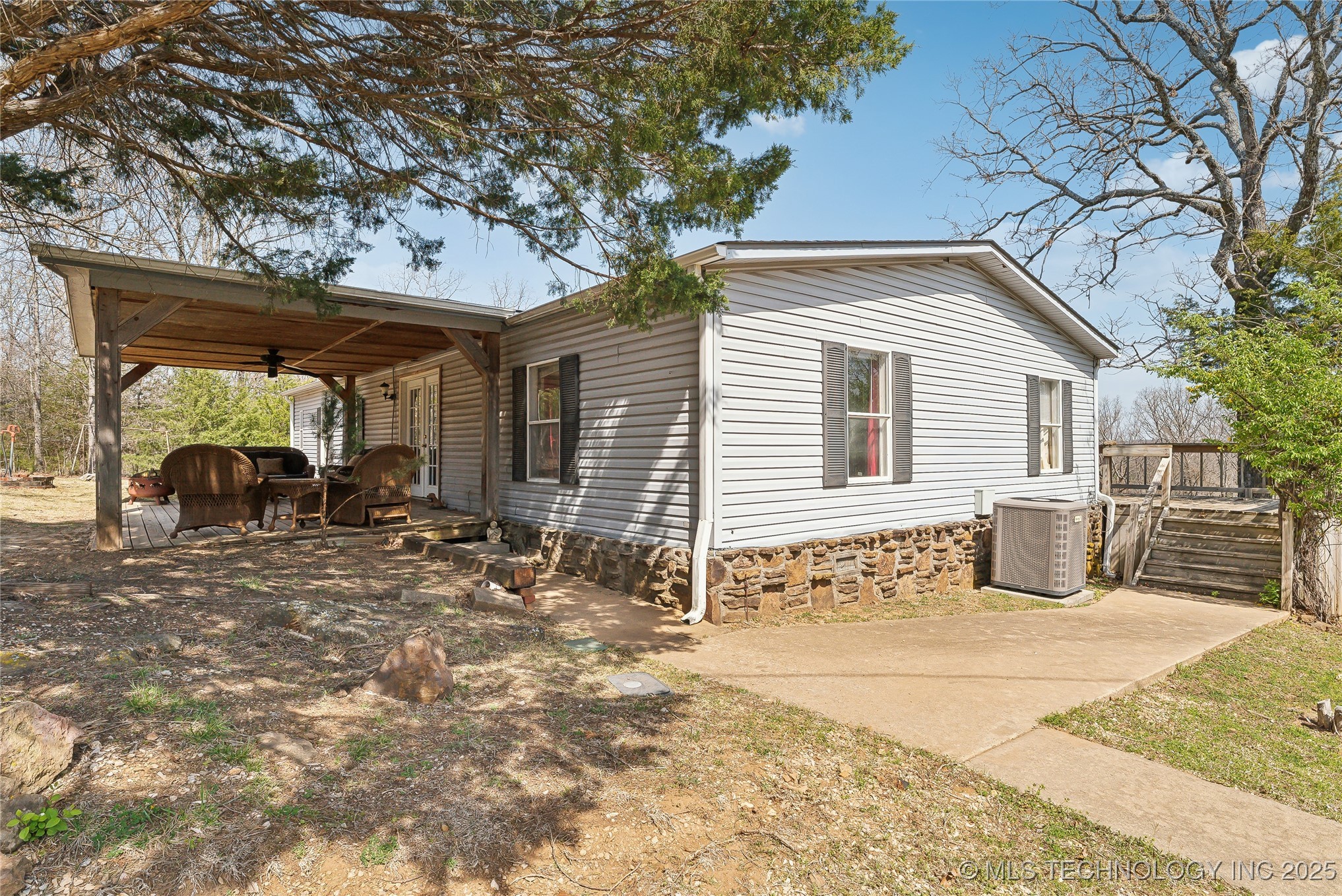 20136 W Chicken Creek Road Property Photo 20