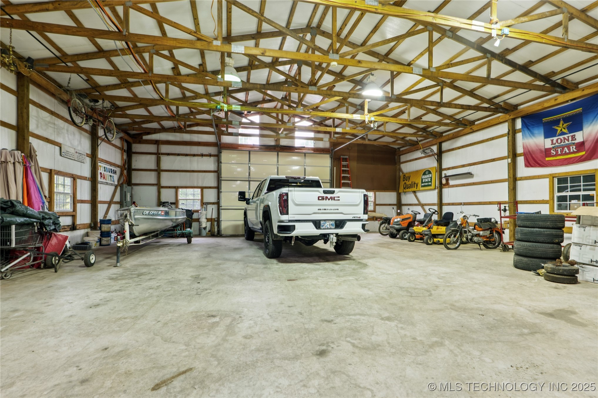 20136 W Chicken Creek Road Property Photo 37