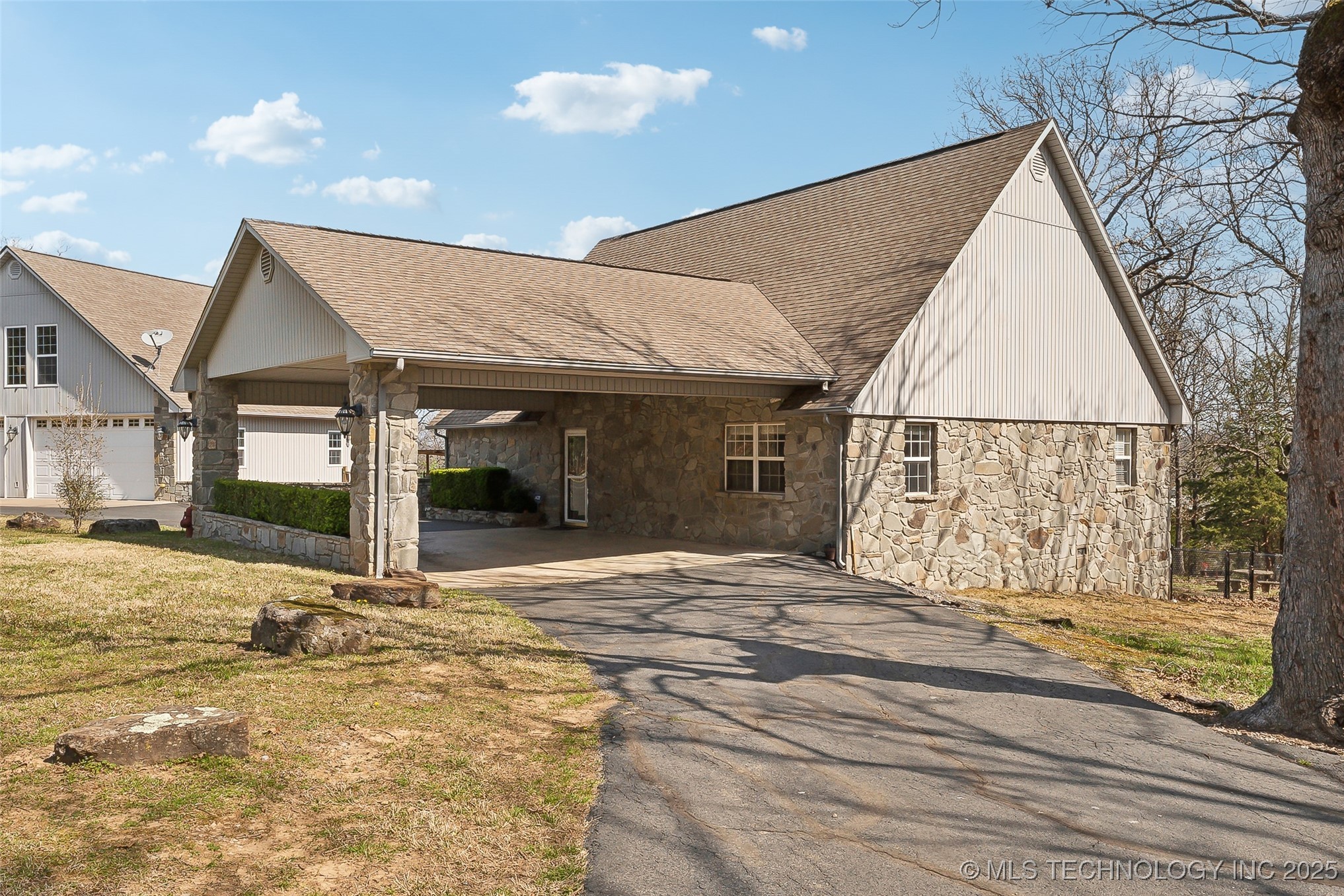 20136 W Chicken Creek Road Property Photo 44