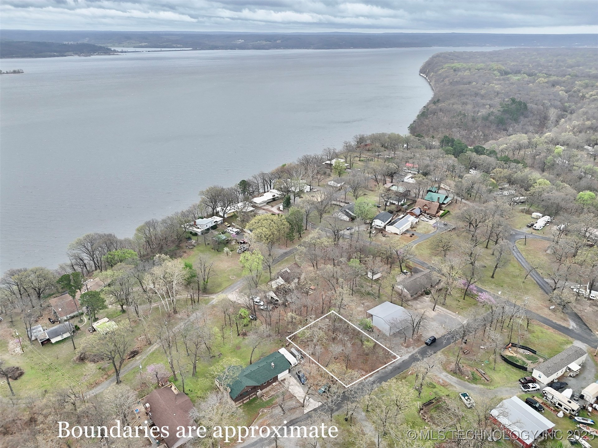 Big Bluff Street Property Photo 4