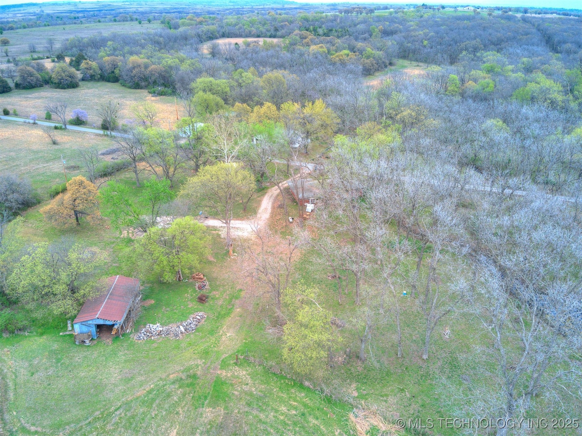 29194 S 4205 Road Property Photo 2