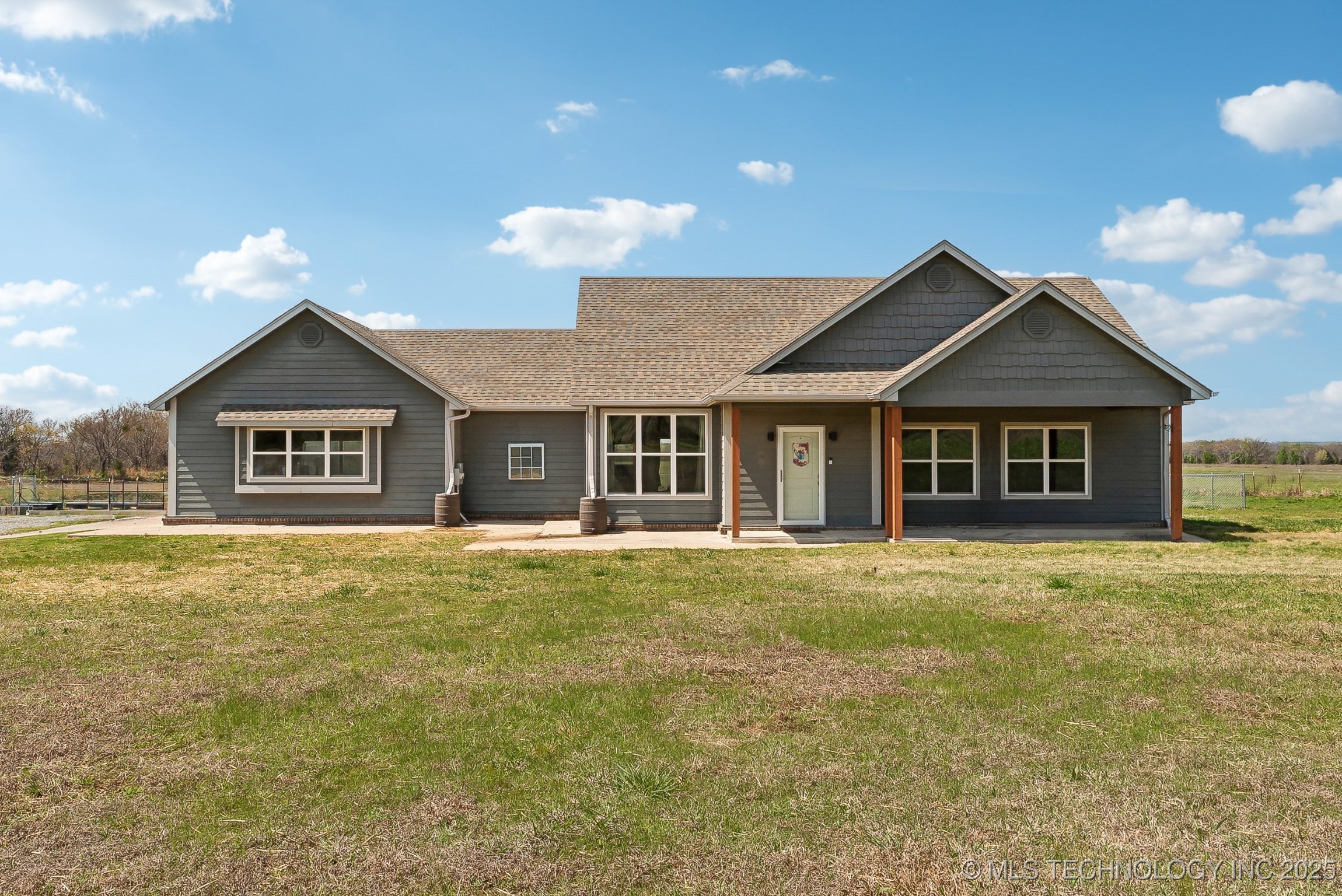 11765 S 74th Street Property Photo 1