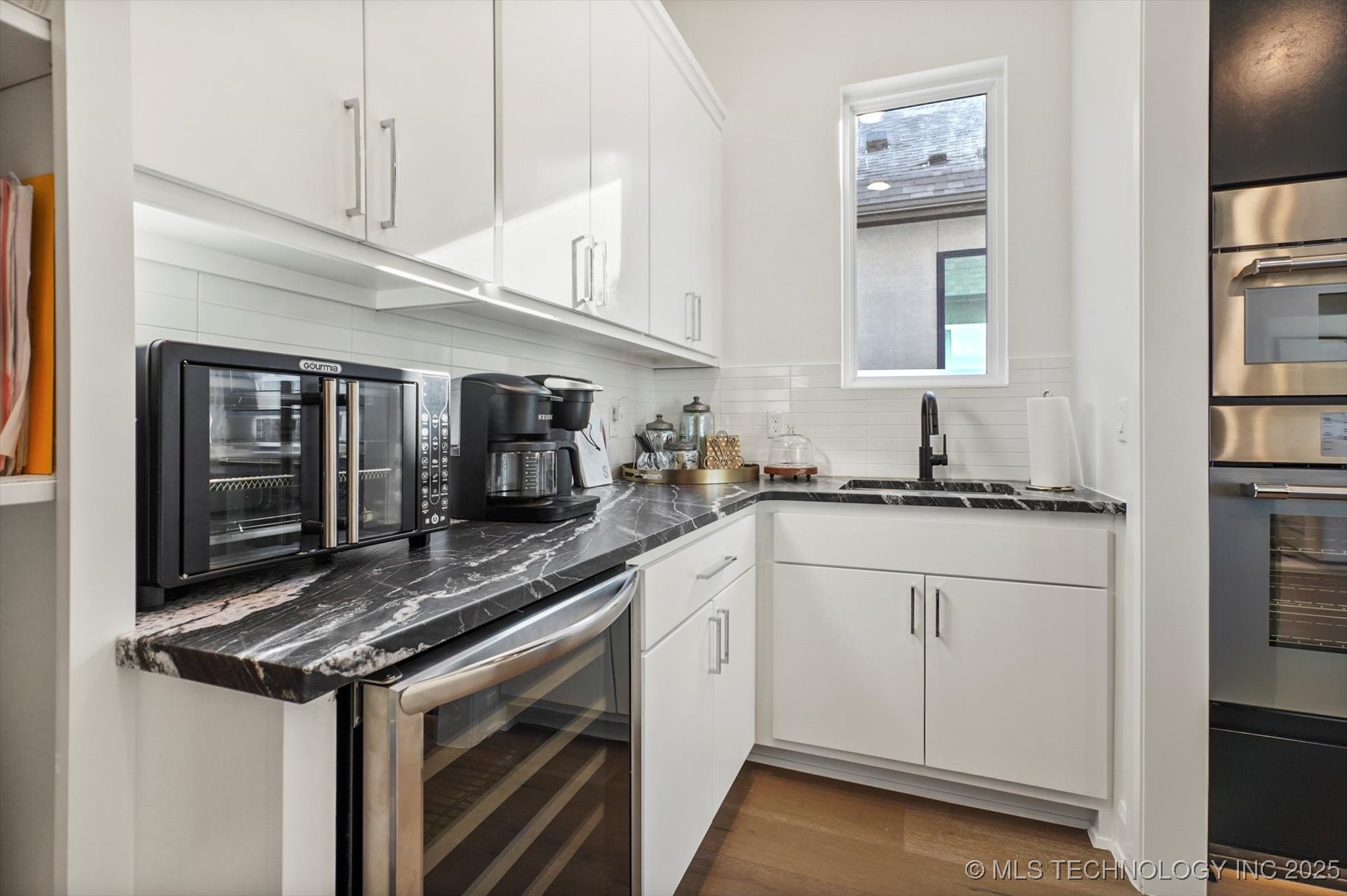 1222 N 71st Place Property Photo 16