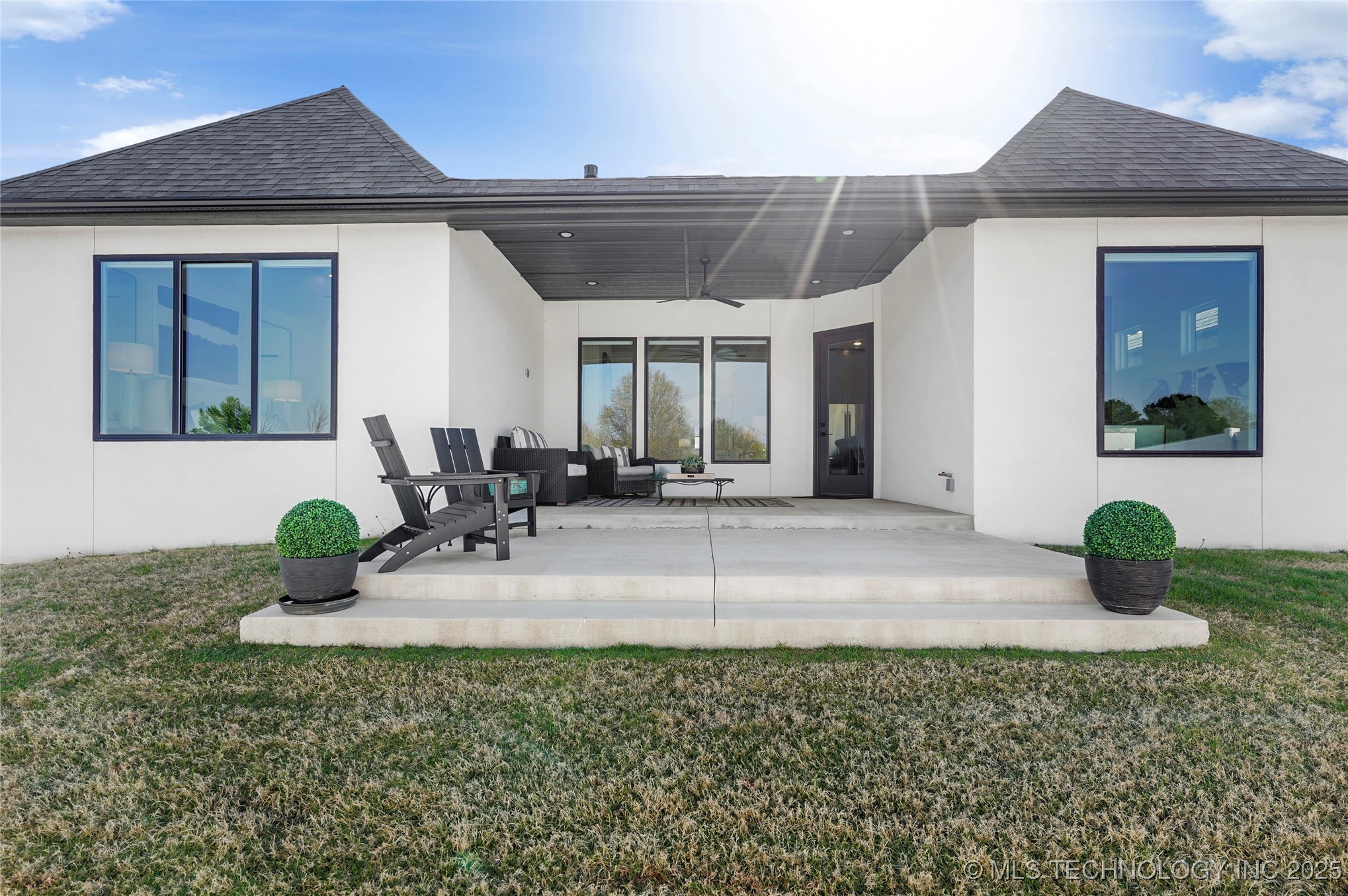 1222 N 71st Place Property Photo 34