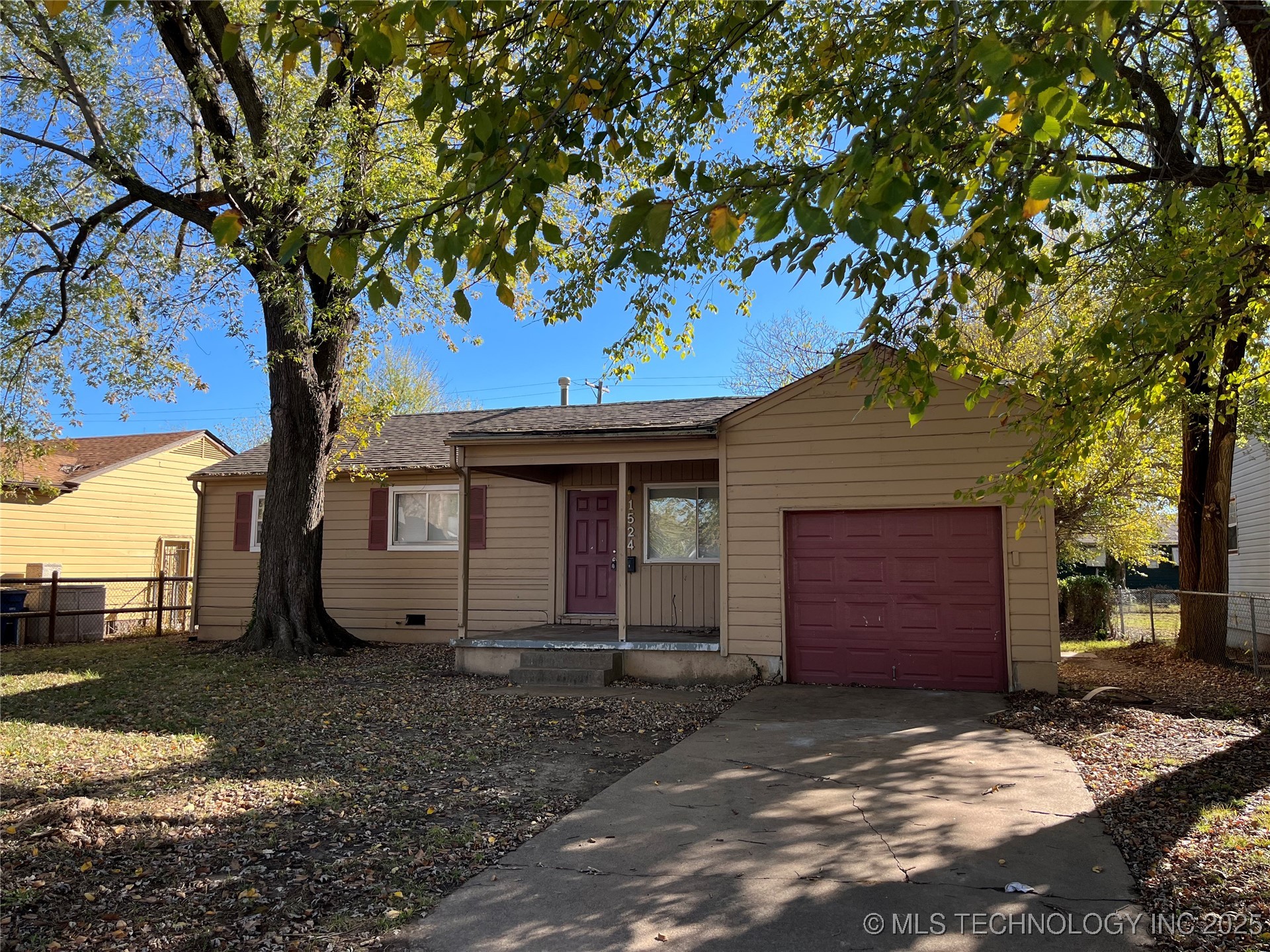 1524 E 53rd Street North Property Photo