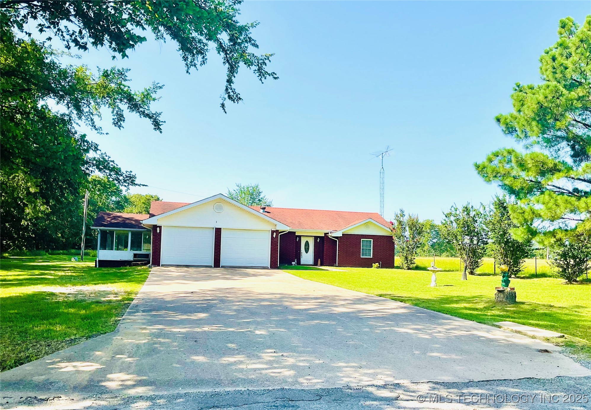 2168 High Hill Road Property Photo 2