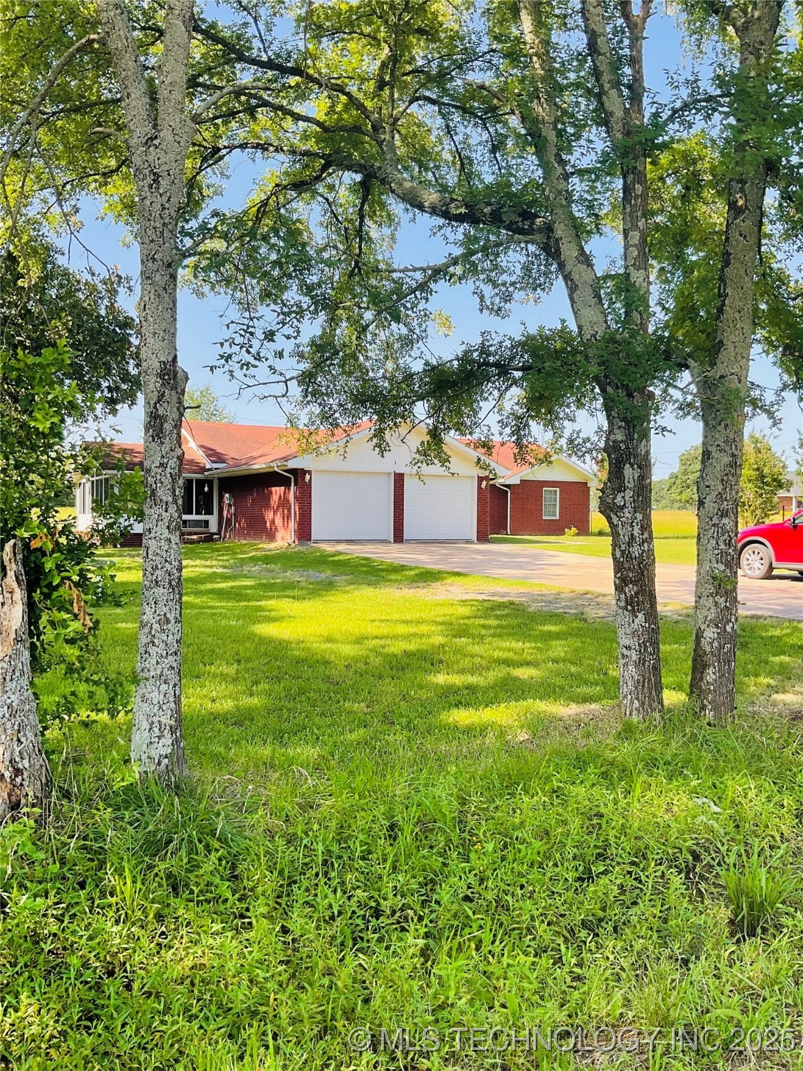 2168 High Hill Road Property Photo 3