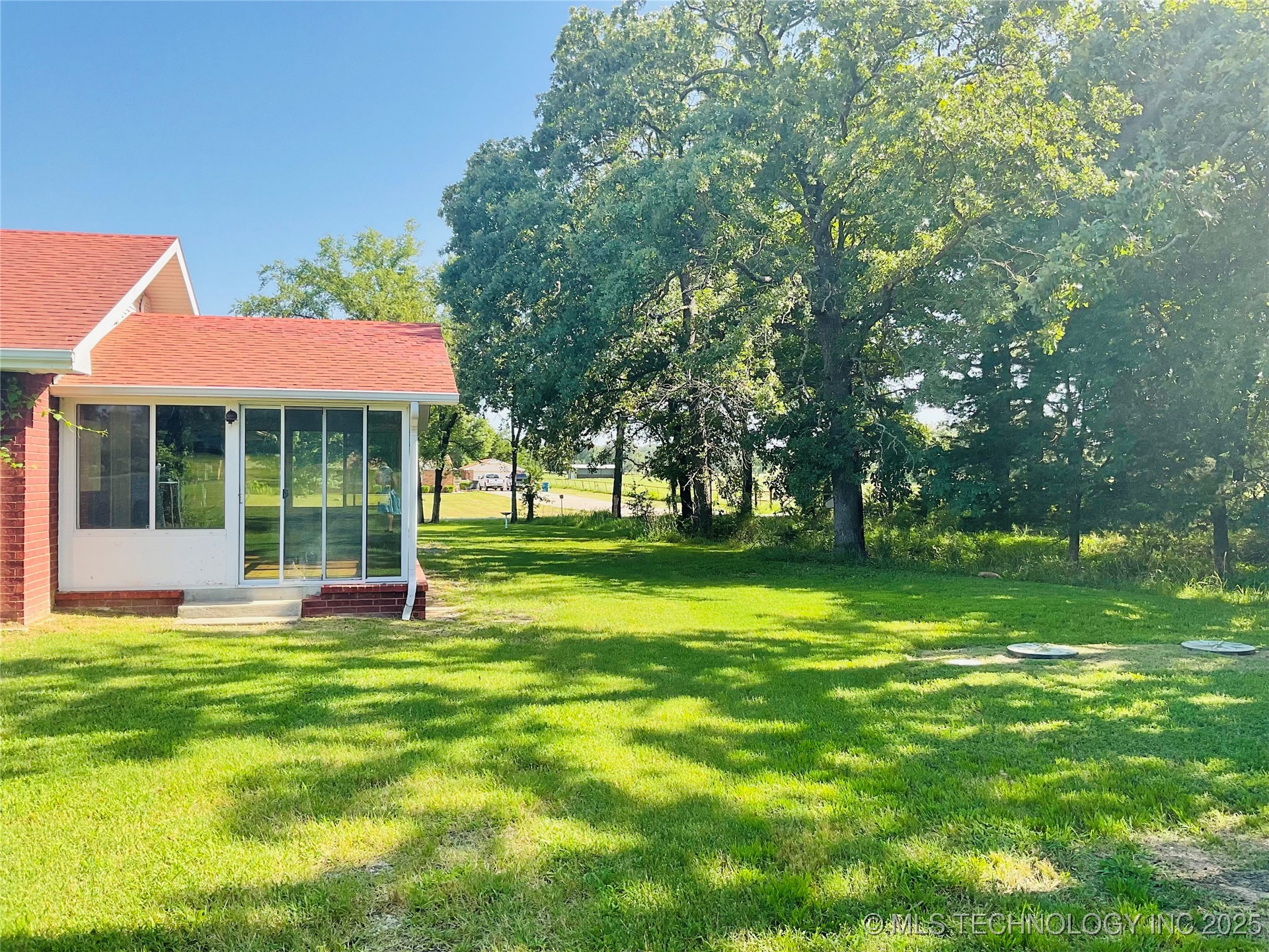 2168 High Hill Road Property Photo 8
