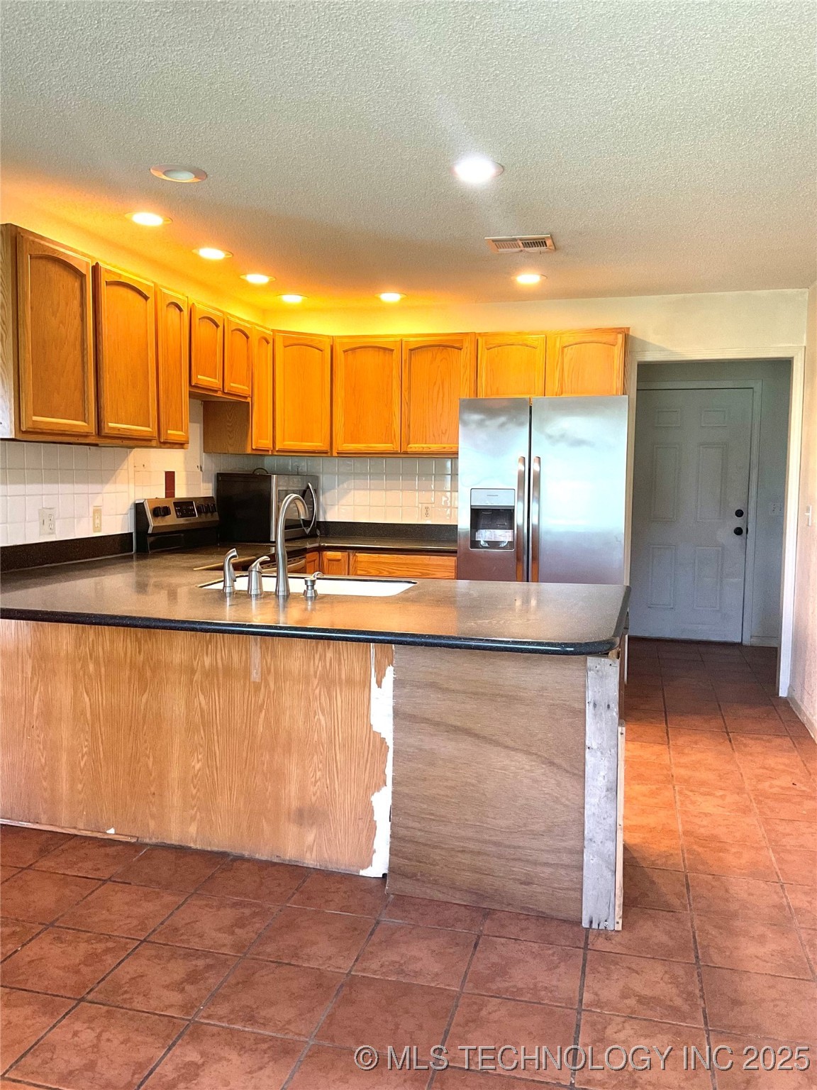 2168 High Hill Road Property Photo 11