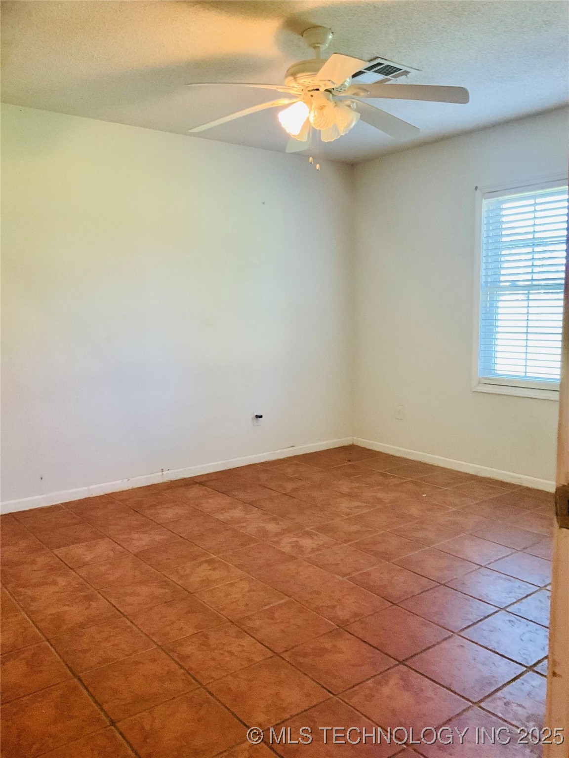2168 High Hill Road Property Photo 15