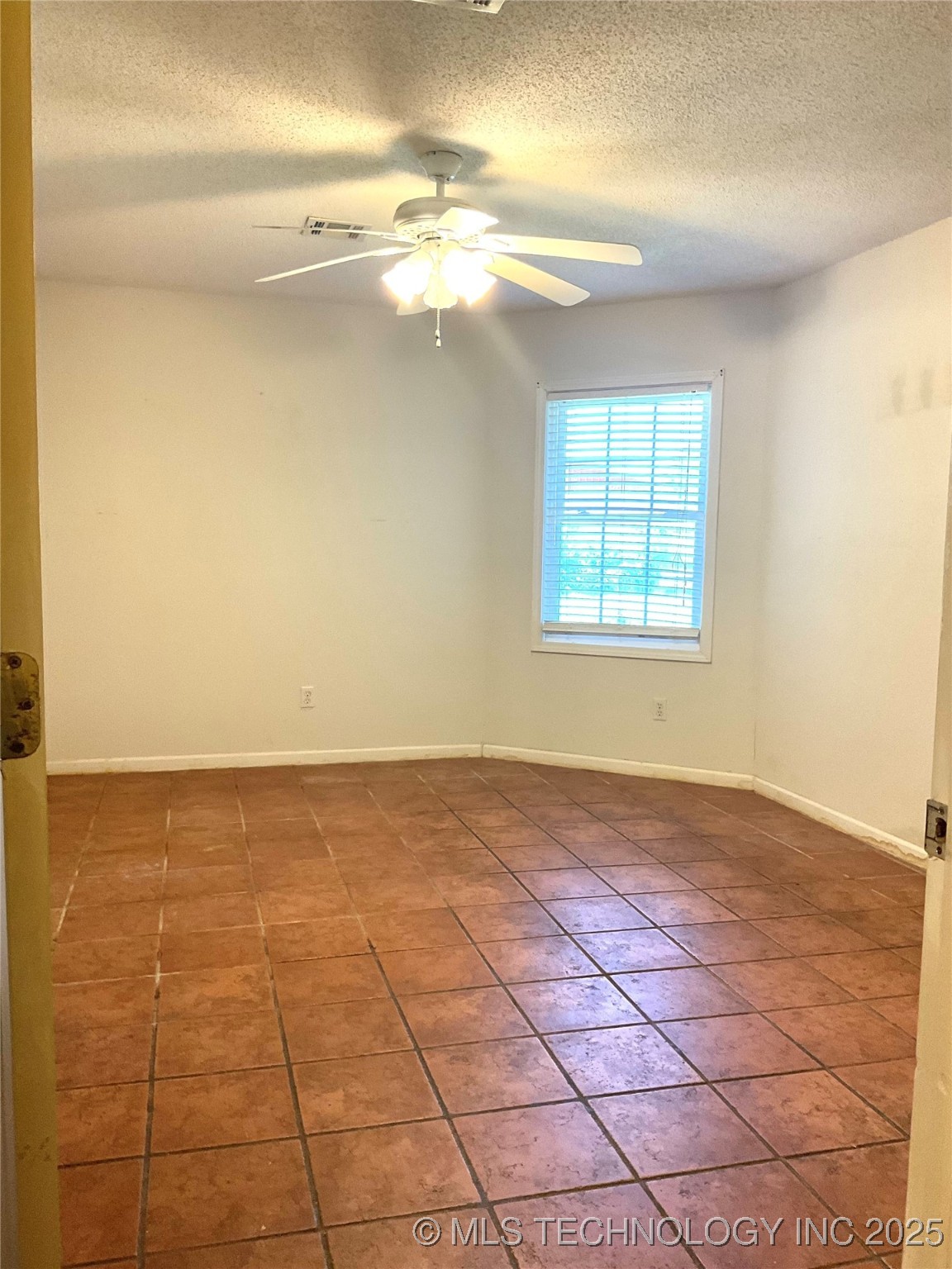 2168 High Hill Road Property Photo 18