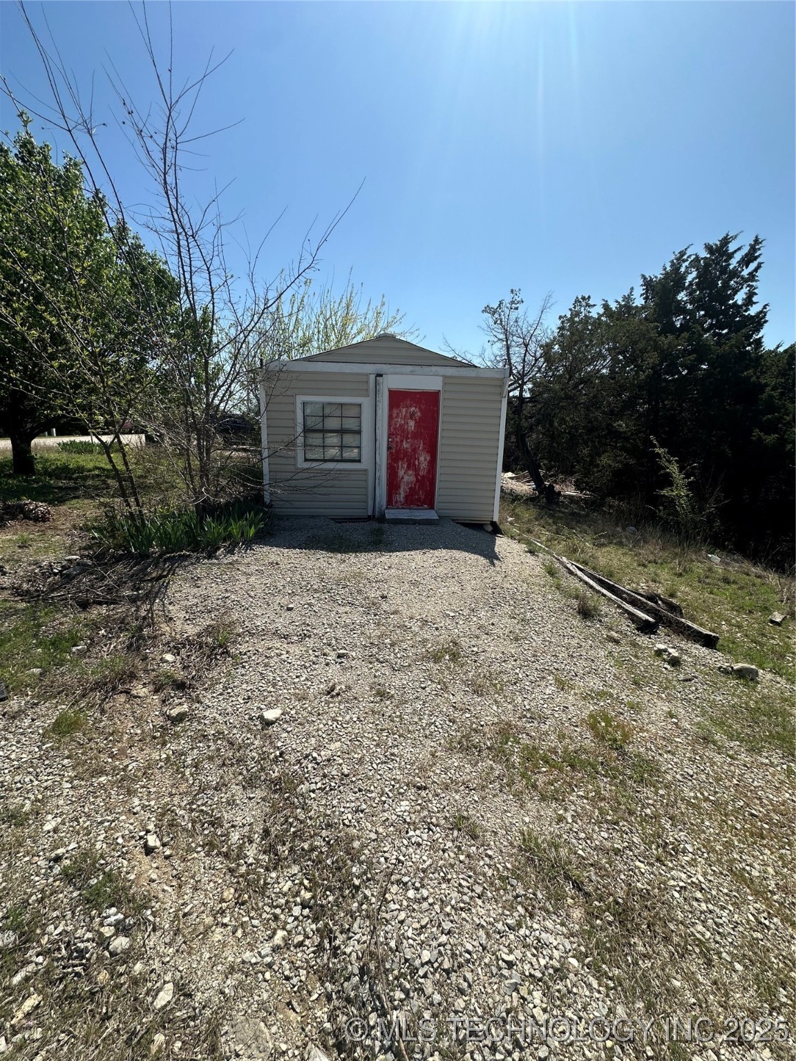 113 Ridge Drive Property Photo 4