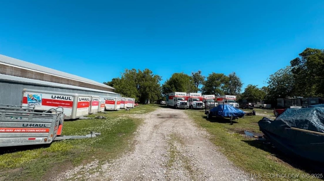 6131 E Admiral Place Property Photo 6