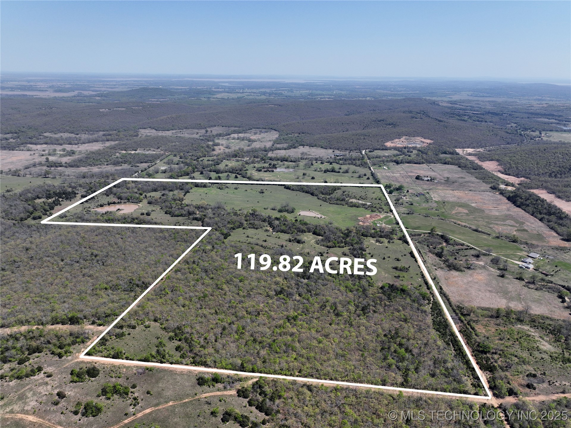 2512913 Property Photo 1