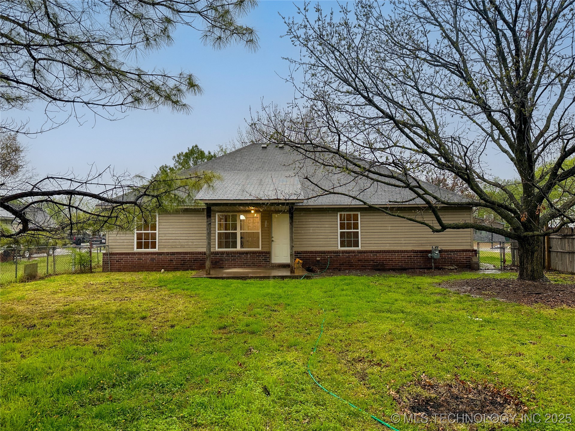 709 N Carlsbad Street Property Photo 19