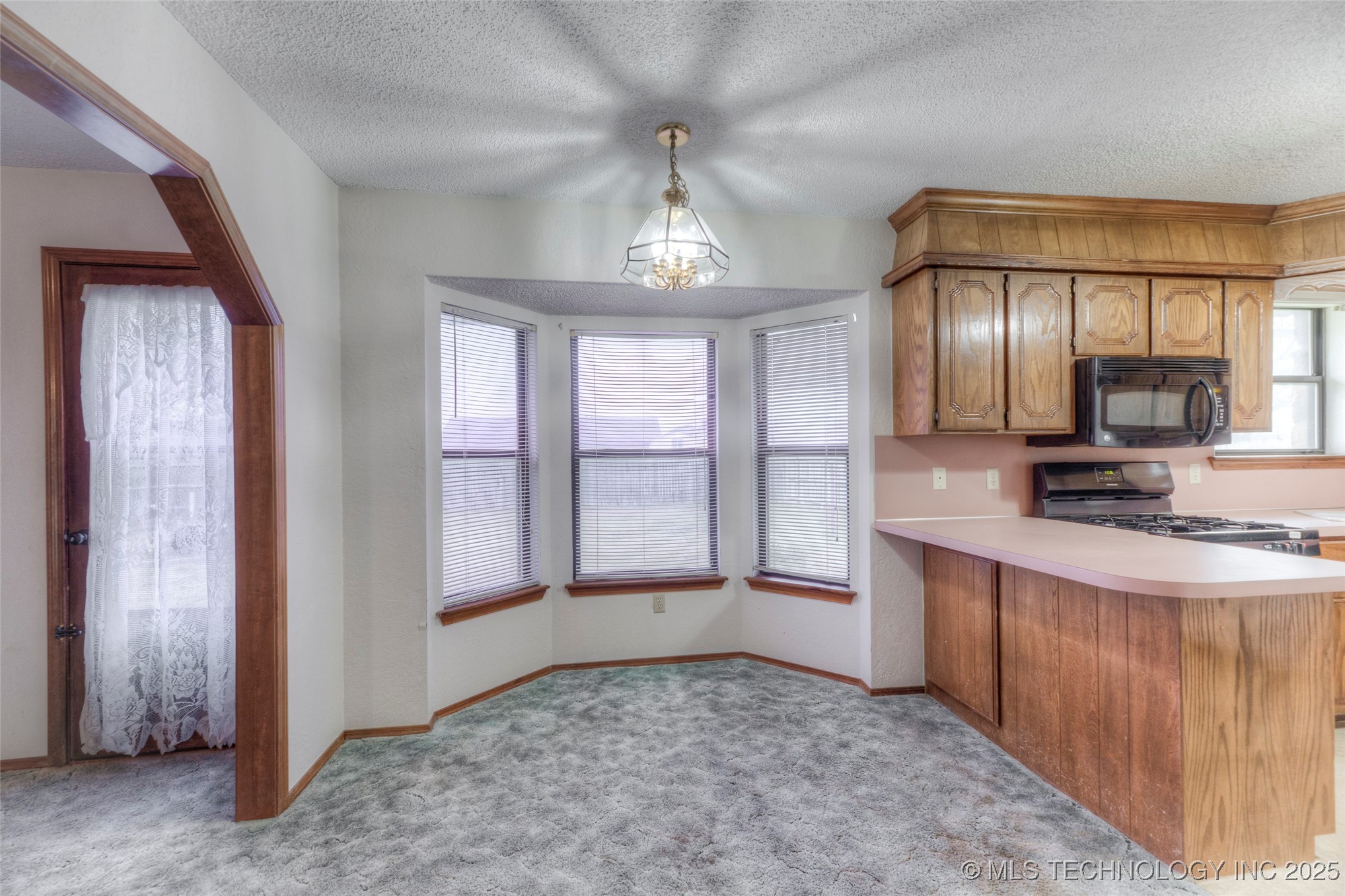 1818 S 138th East Avenue Property Photo 13