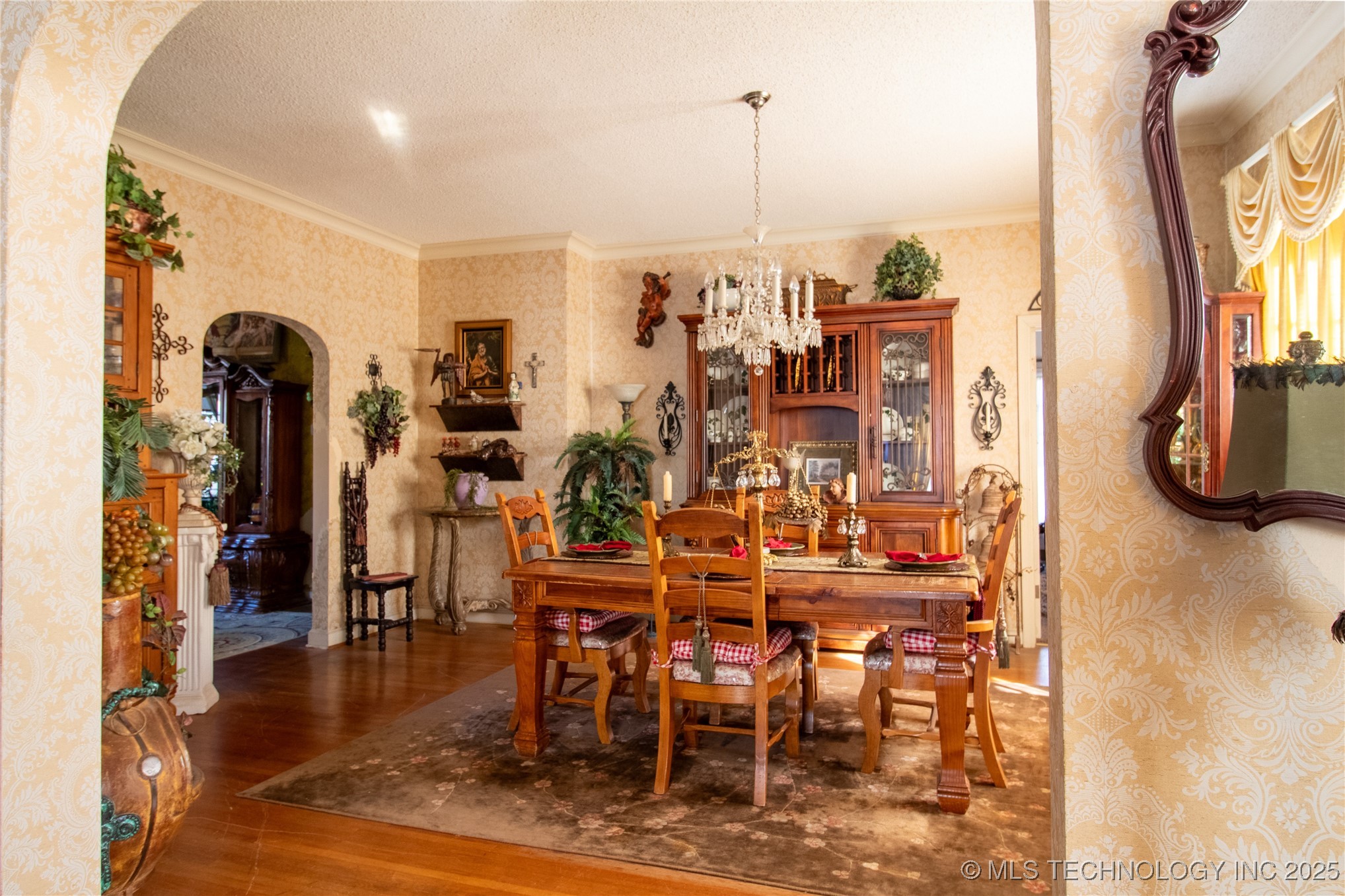 226 Kendall Boulevard Property Photo 5