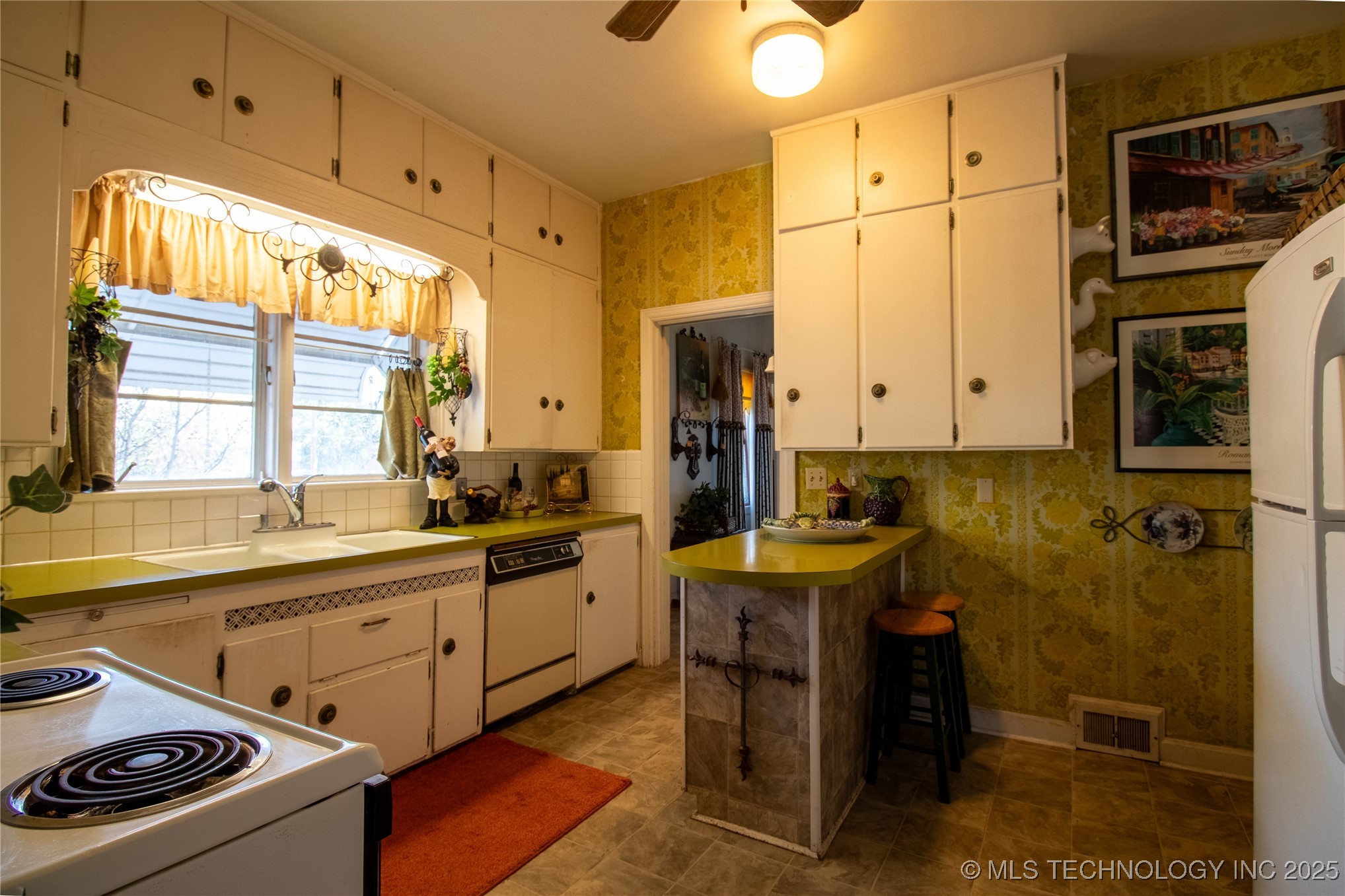 226 Kendall Boulevard Property Photo 10