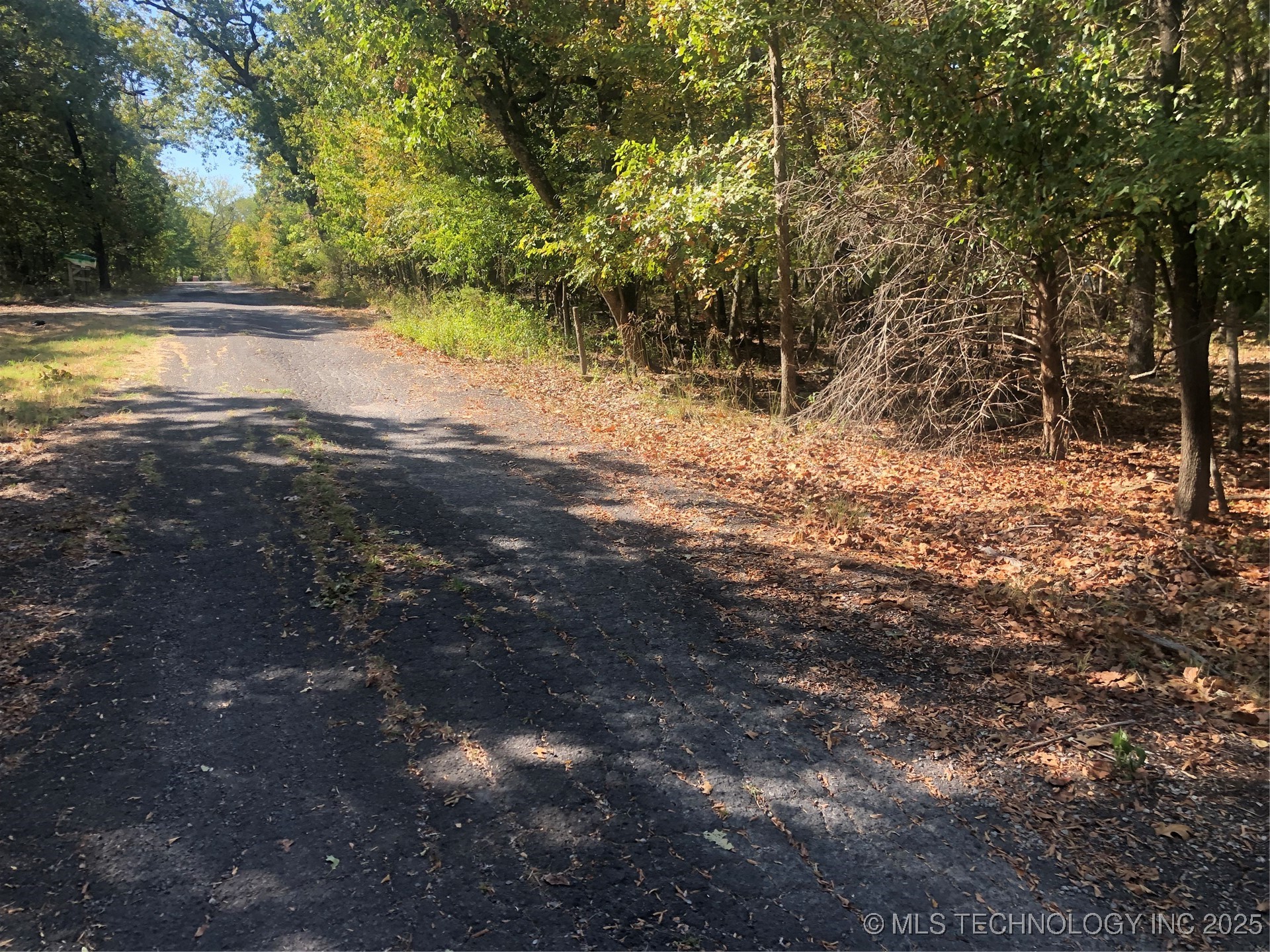 E 703 Road Property Photo 1