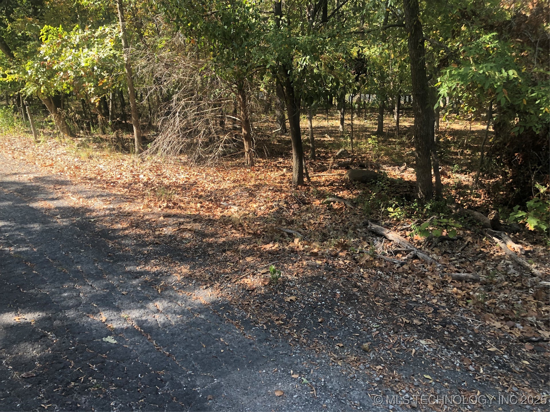 E 703 Road Property Photo 3