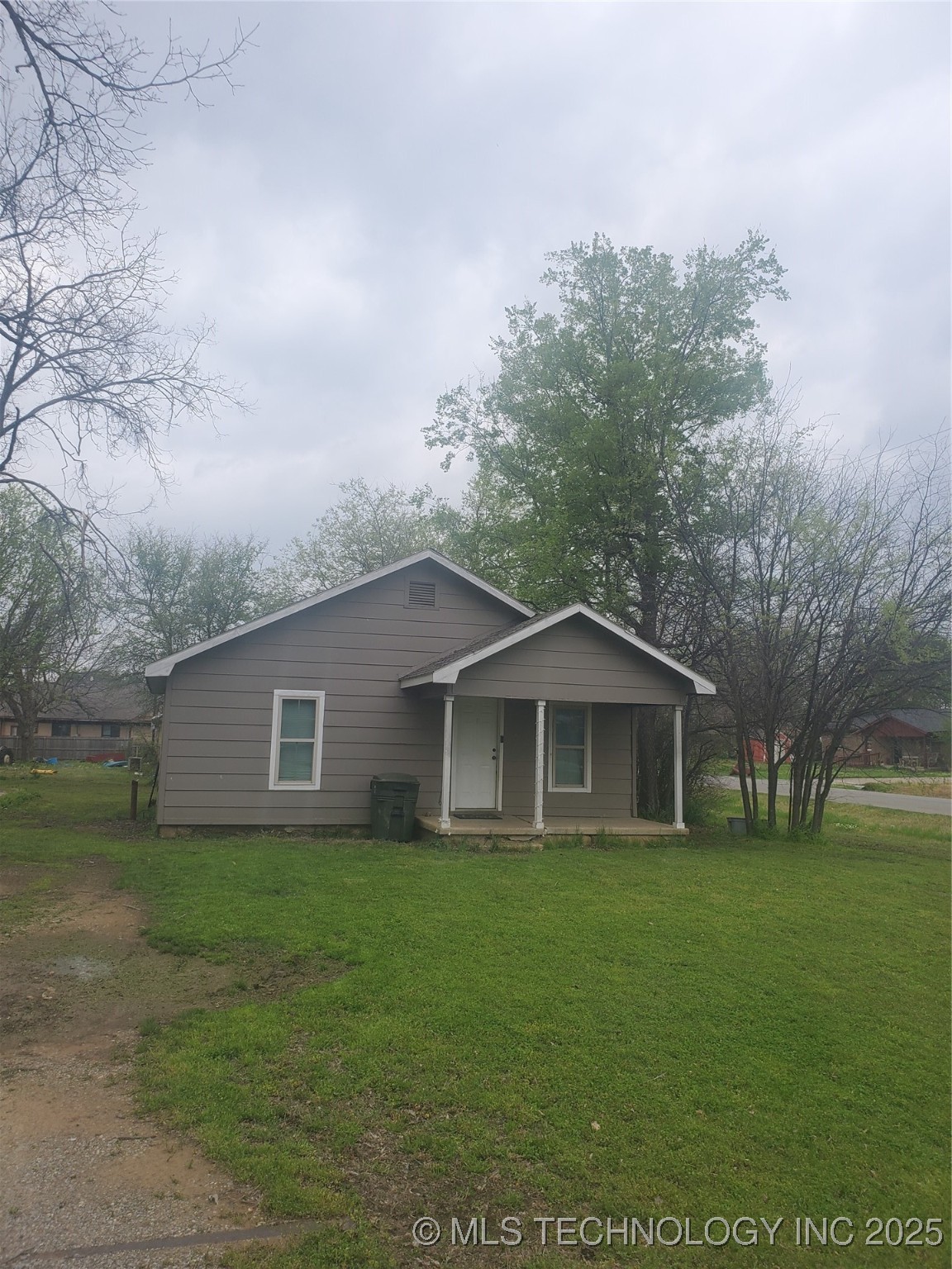 102 S 4th Property Photo