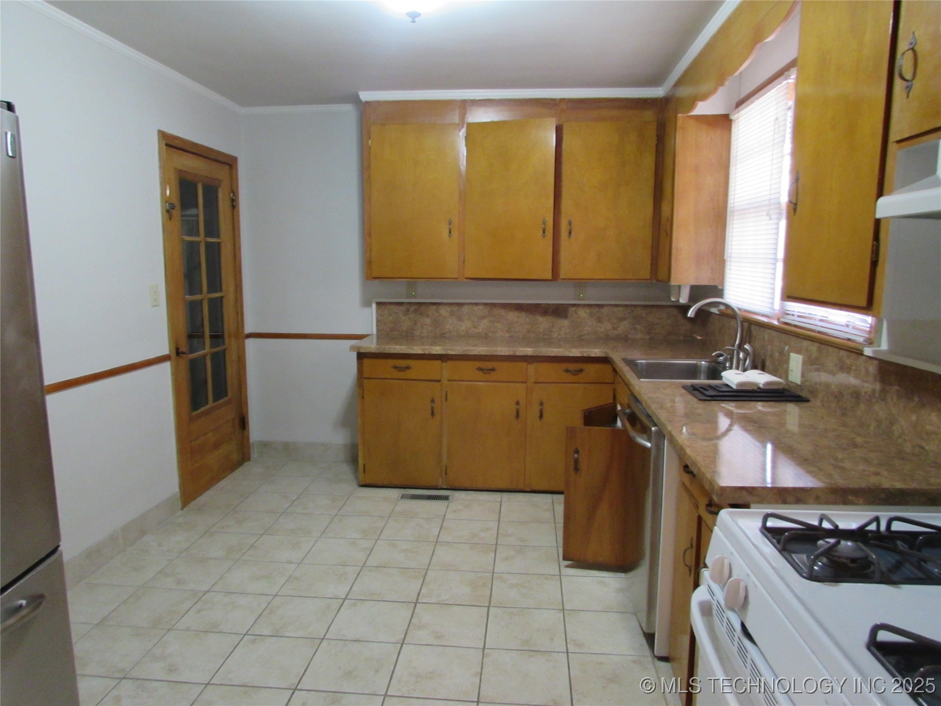4707 E 9th Street Property Photo 22