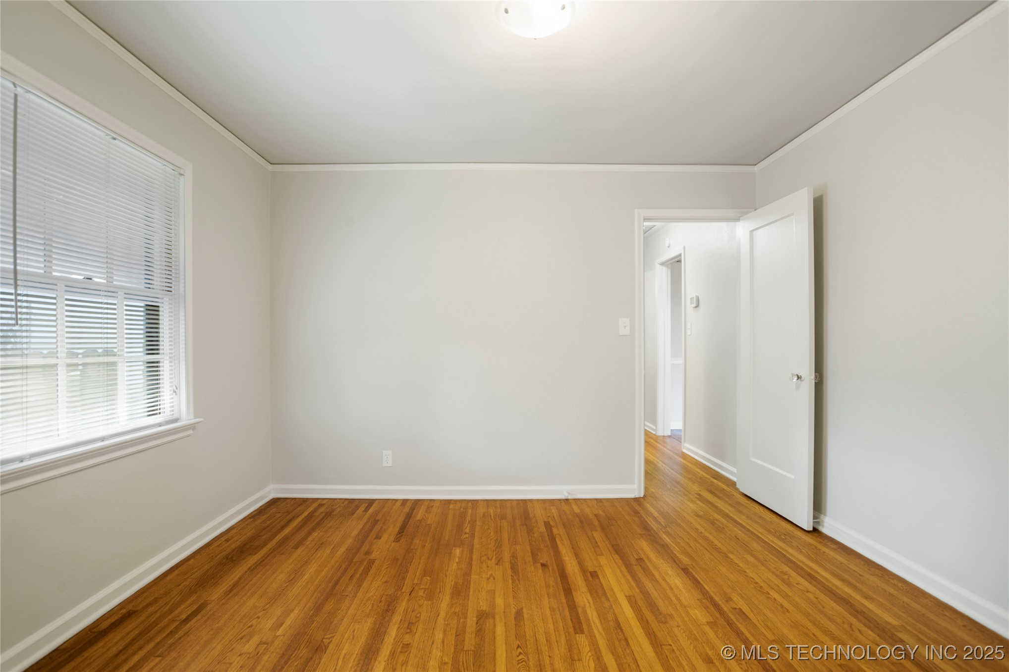 4707 E 9th Street Property Photo 26