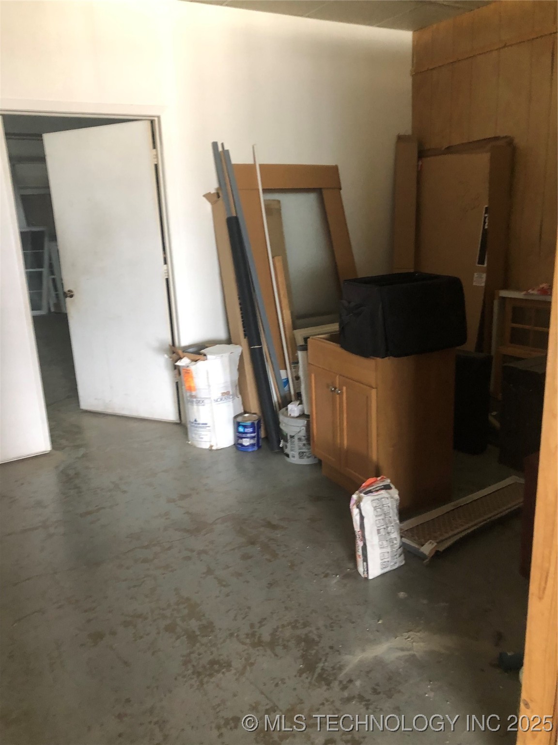 4101 S 72nd East Avenue Property Photo 16