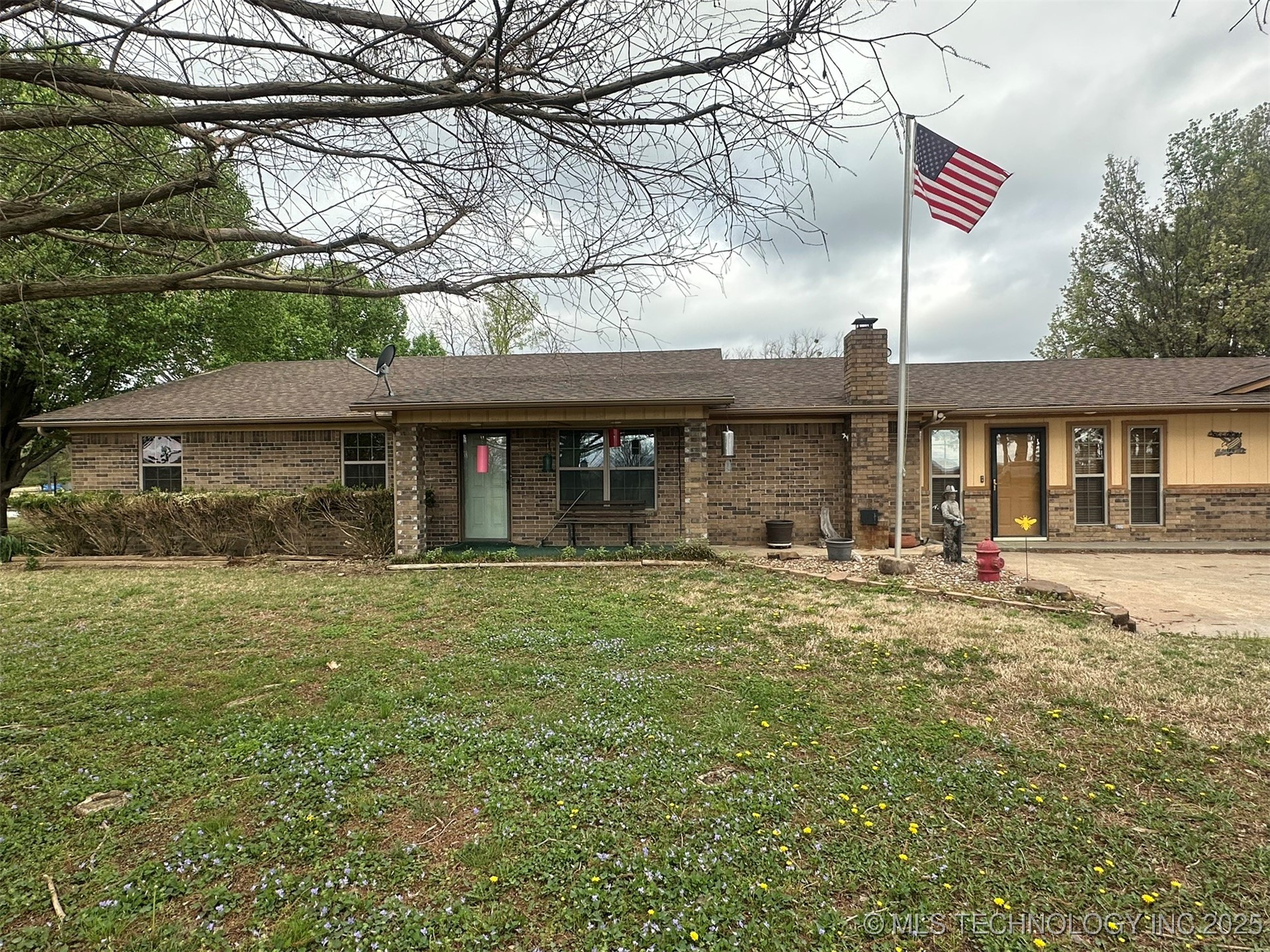 6825 Sw Highway 270 Property Photo