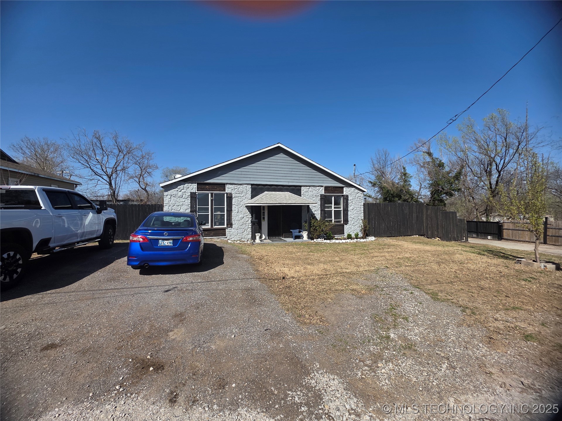 5219 E Latimer Street Property Photo 1